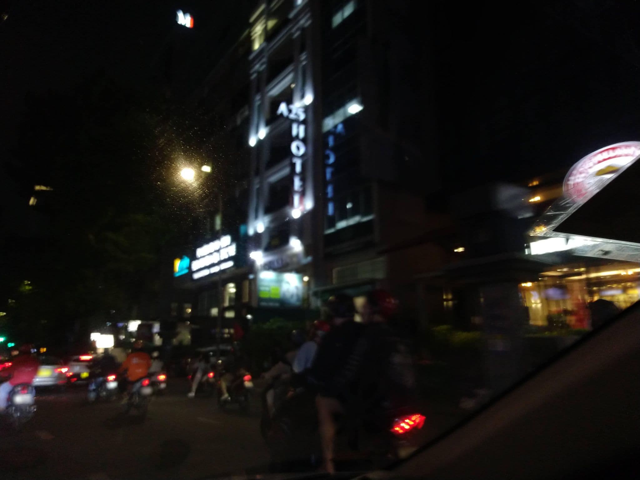 Street view near A25 Luxury Hotel - 06 Trương Định, Quận Ba — © sg_right_2 (CC BY-SA · Mapillary)