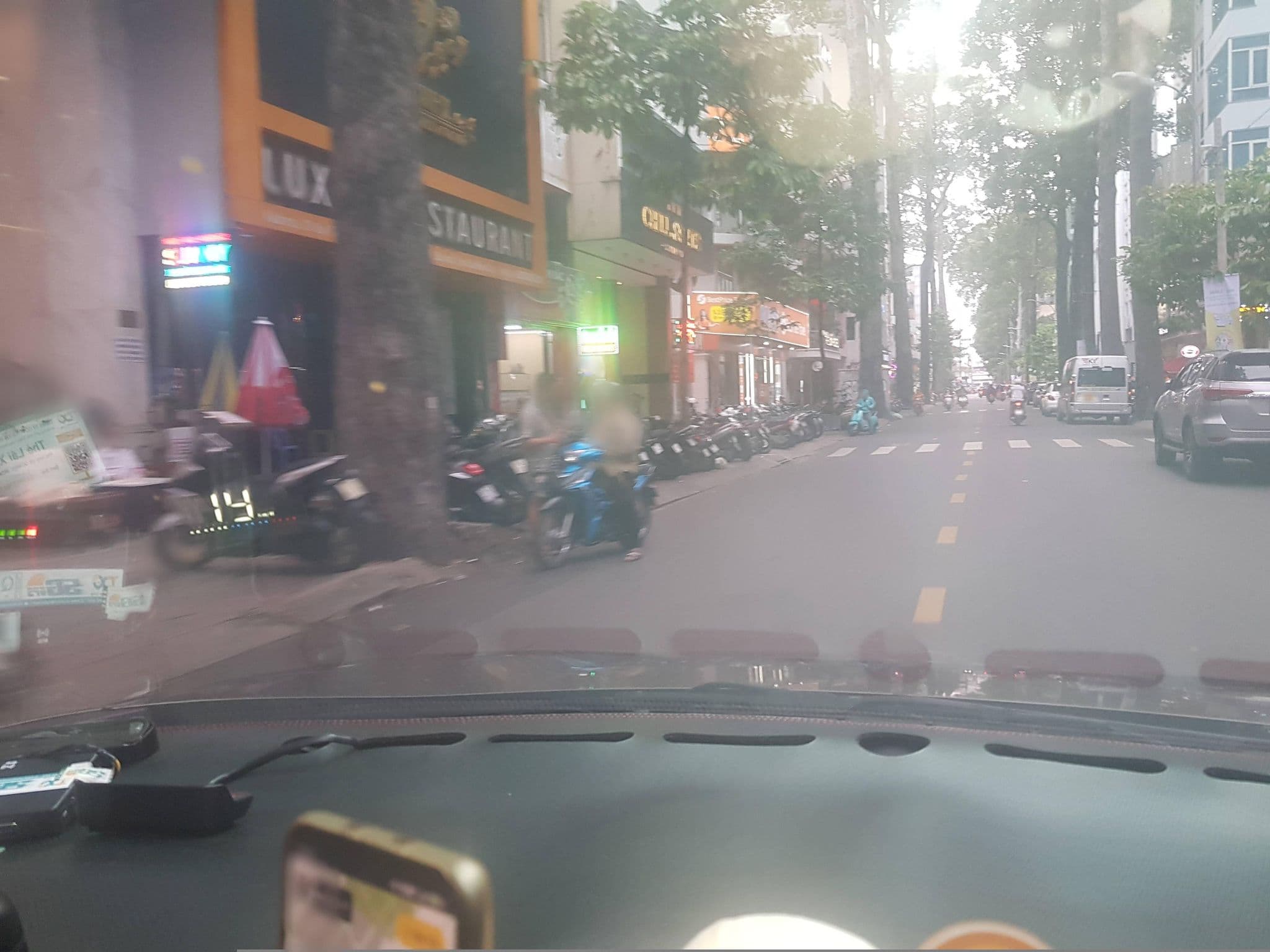 Street view near Hong Vy 3 Hotel, Quận Ba — © bemaps1 (CC BY-SA · Mapillary)