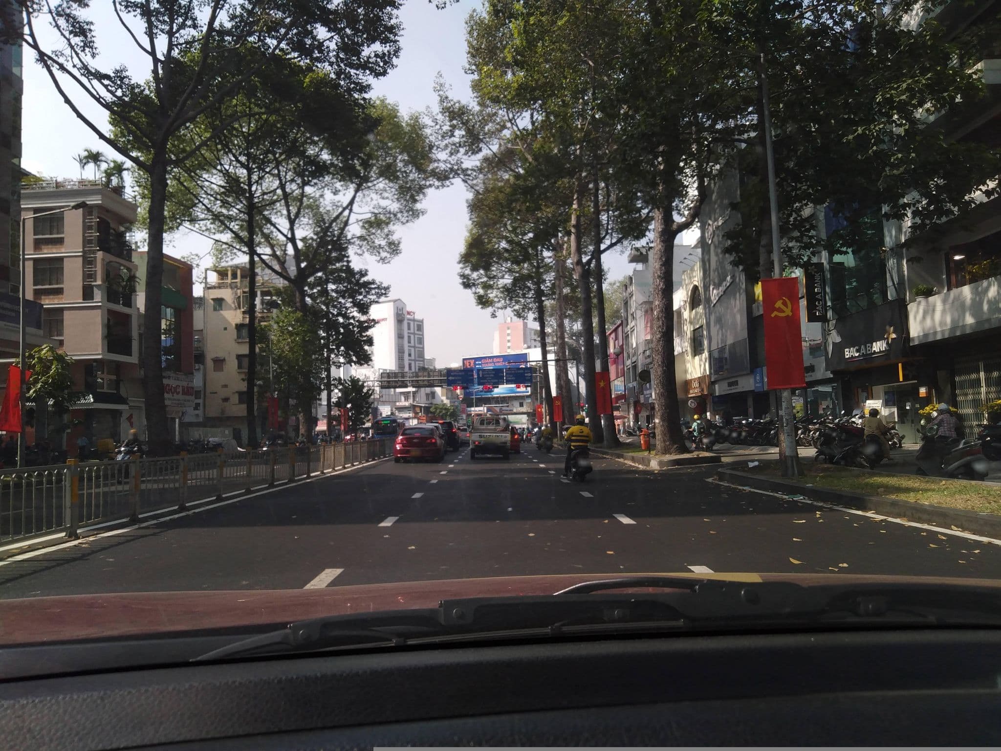 Street view near Happy Green Life Hotel, Quận Ba — © sg_front_1 (CC BY-SA · Mapillary)