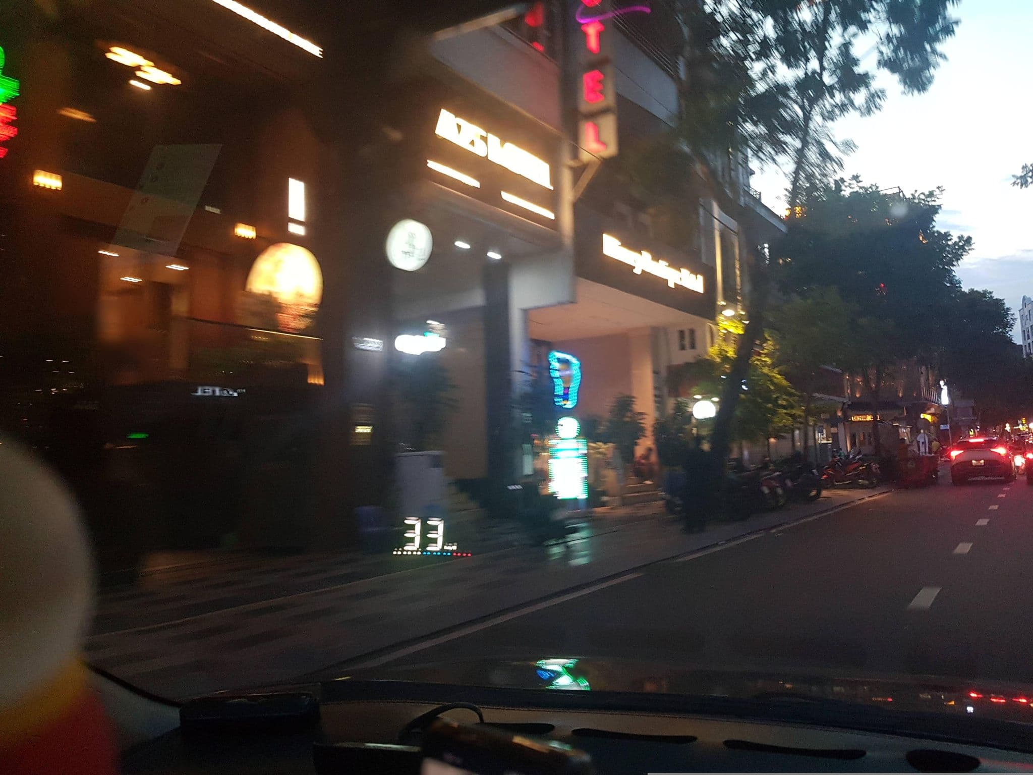 Street view near Bloom Saigon Hotel Lobby, Quận Ba — © bemaps1 (CC BY-SA · Mapillary)