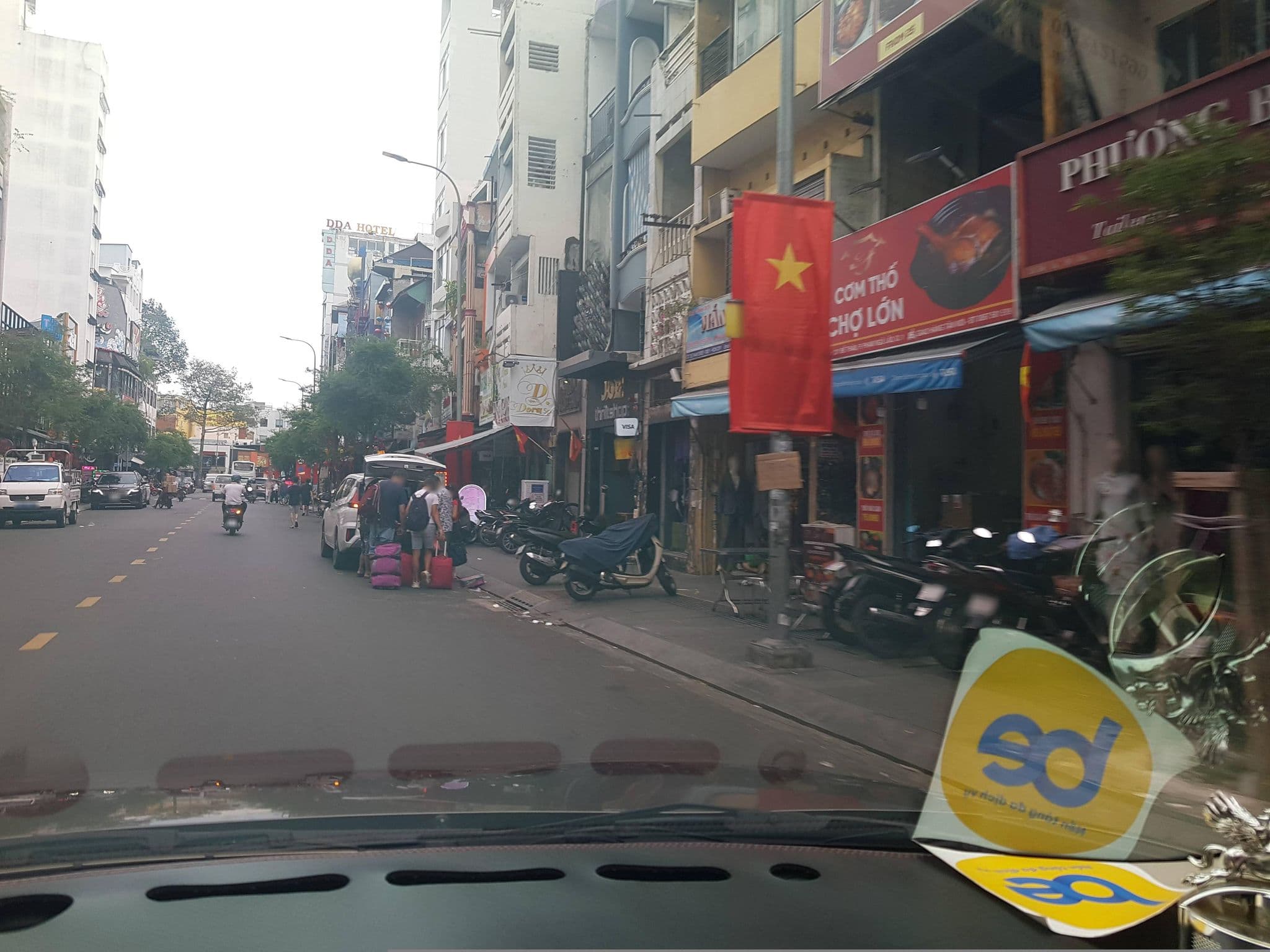 Street view near anh dao guesthouse, Quận Ba — © bemaps1 (CC BY-SA · Mapillary)