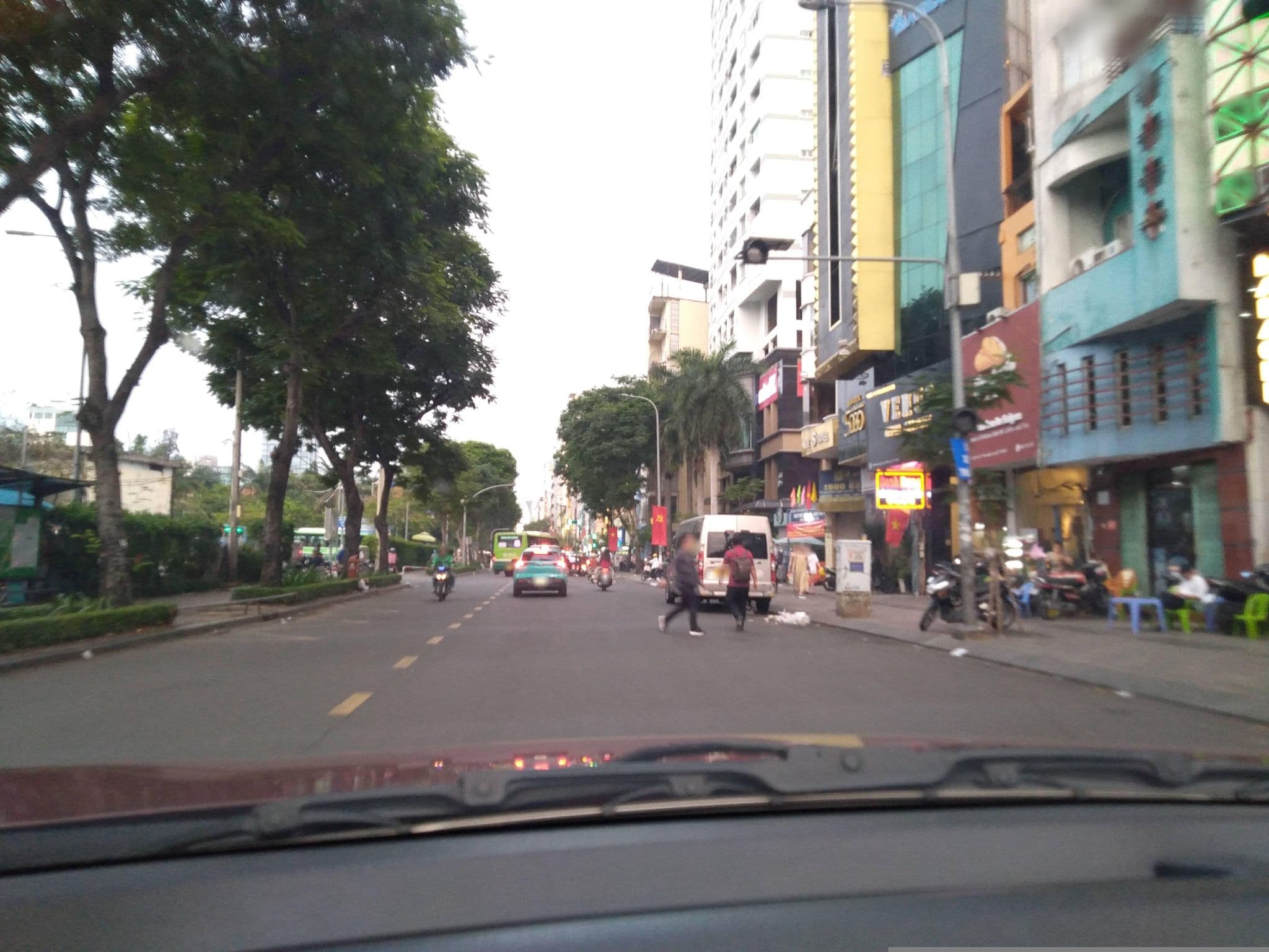 Street view near Meow Hotel & Cafe, Quận Ba — © sg_front_1 (CC BY-SA · Mapillary)