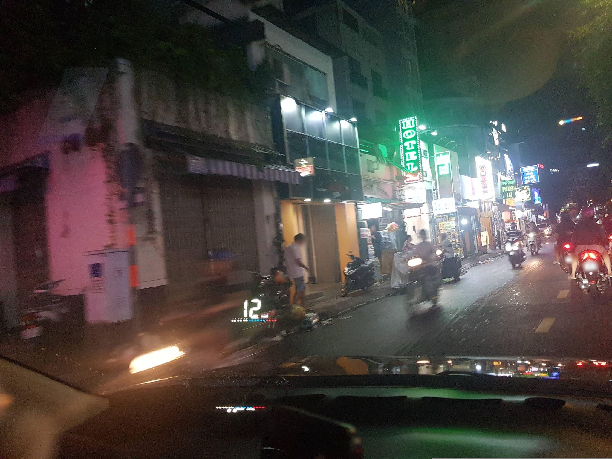 Street view near Bach Mai, Quận Ba — © bemaps1 (CC BY-SA · Mapillary)