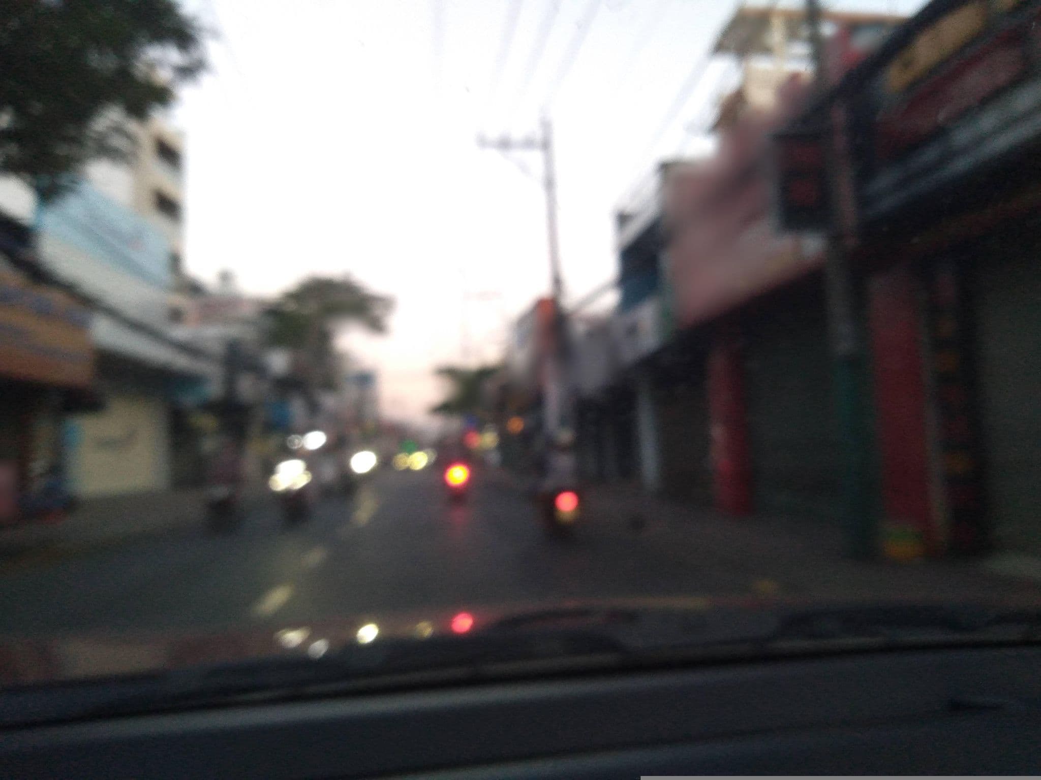 Street view near Hotel Hoàng Quyên, Quận Mười Một — © sg_front_1 (CC BY-SA · Mapillary)