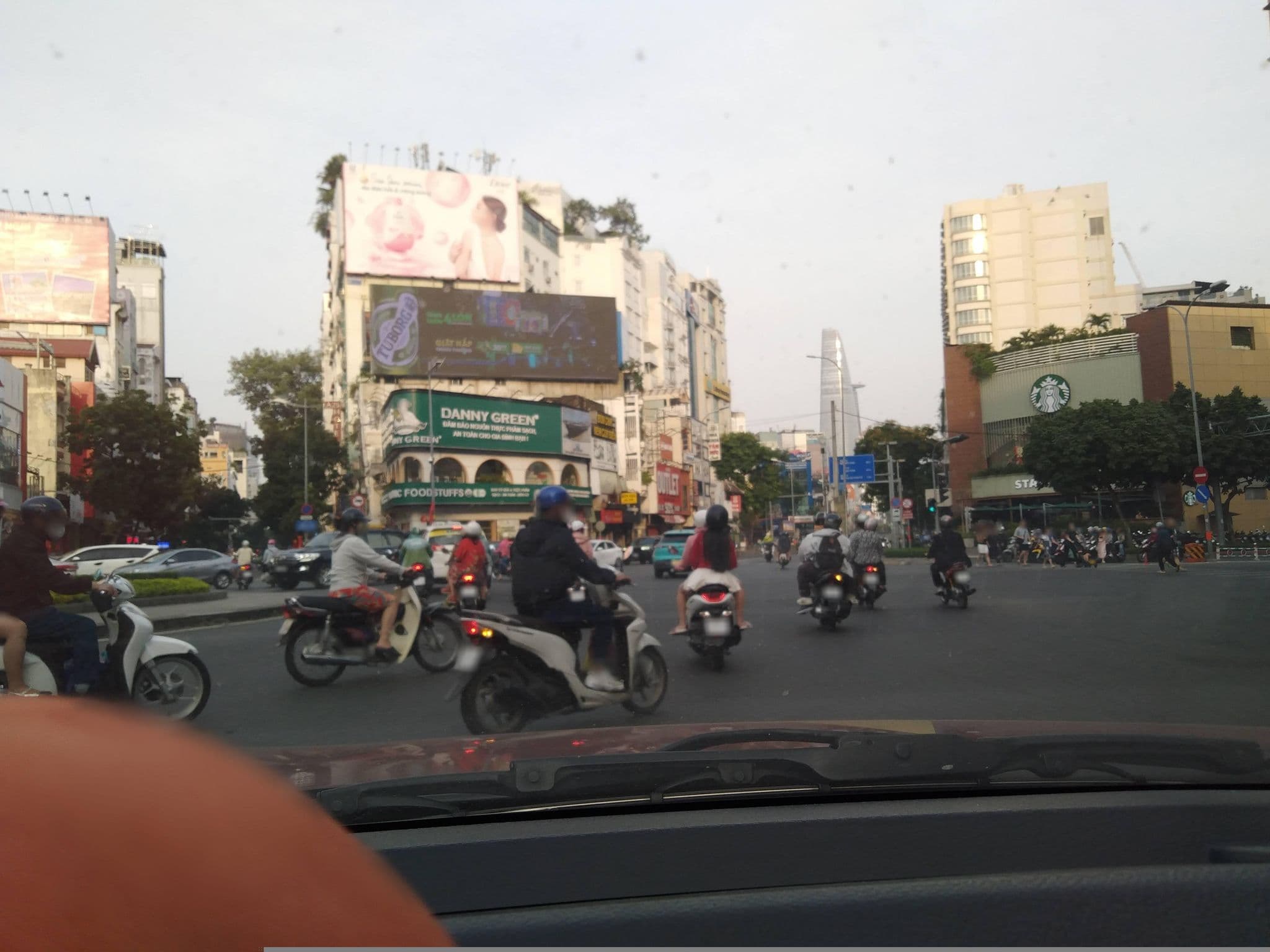 Street view near Phi Vũ, Quận Ba — © sg_front_1 (CC BY-SA · Mapillary)