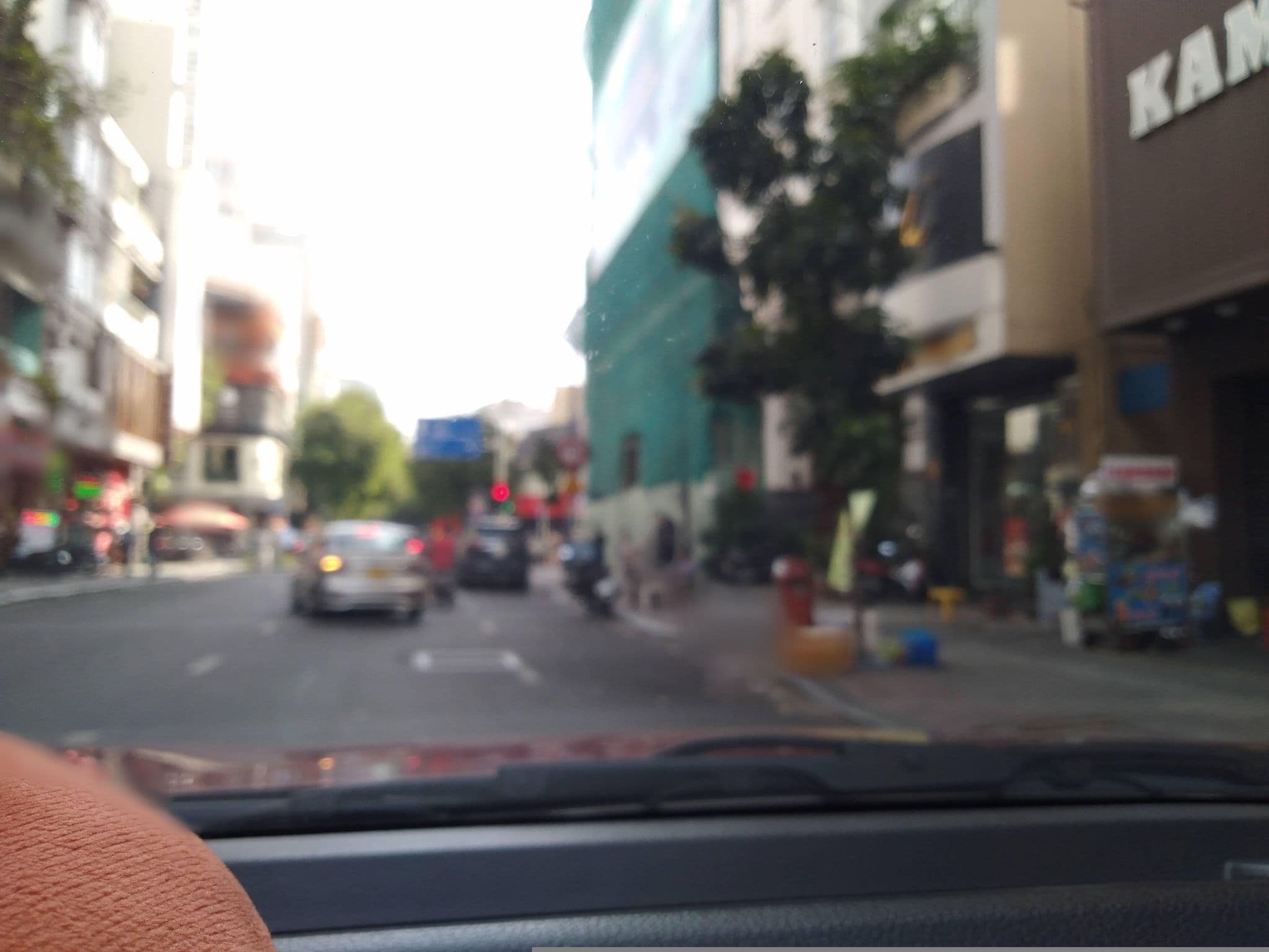 Street view near A&EM Le Prince Hotel, Quận Ba — © sg_front_1 (CC BY-SA · Mapillary)