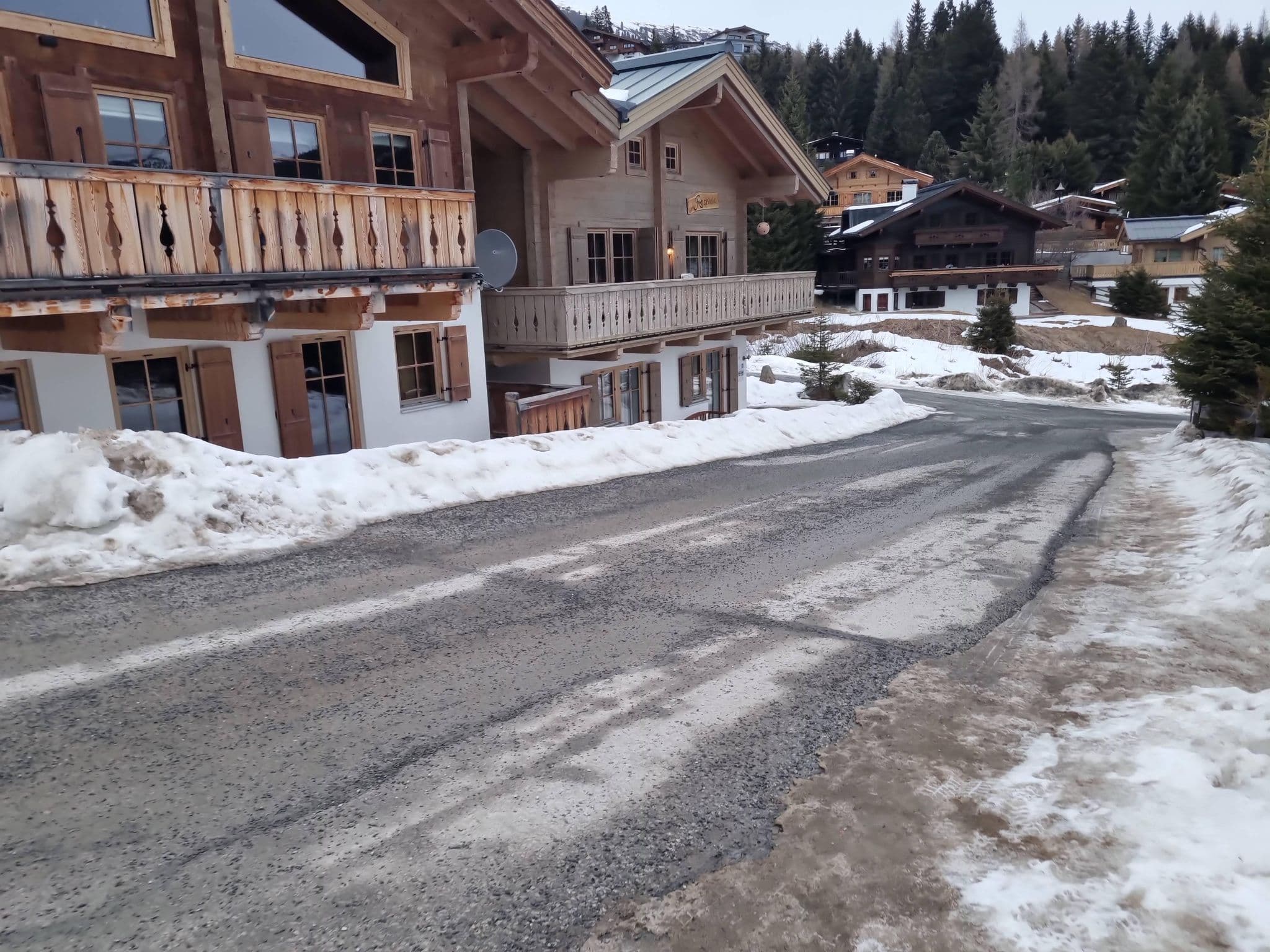 Street view near CHALET SONNENSSPASS, Neukirchen am Großvenediger