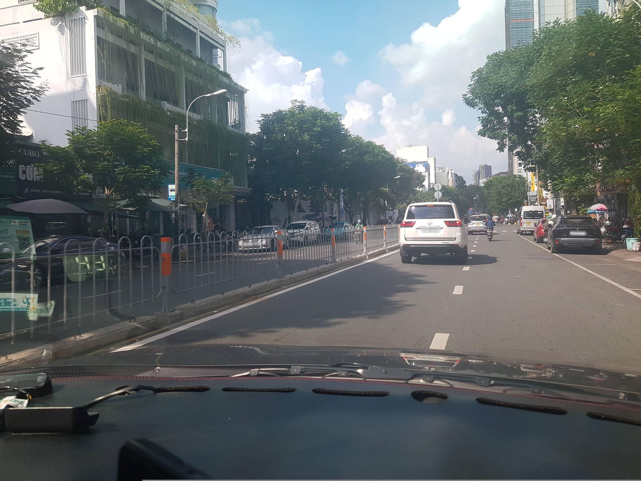 Street view near Oyo 194 Savanna Hotel, Quận Ba — © bemaps1 (CC BY-SA · Mapillary)