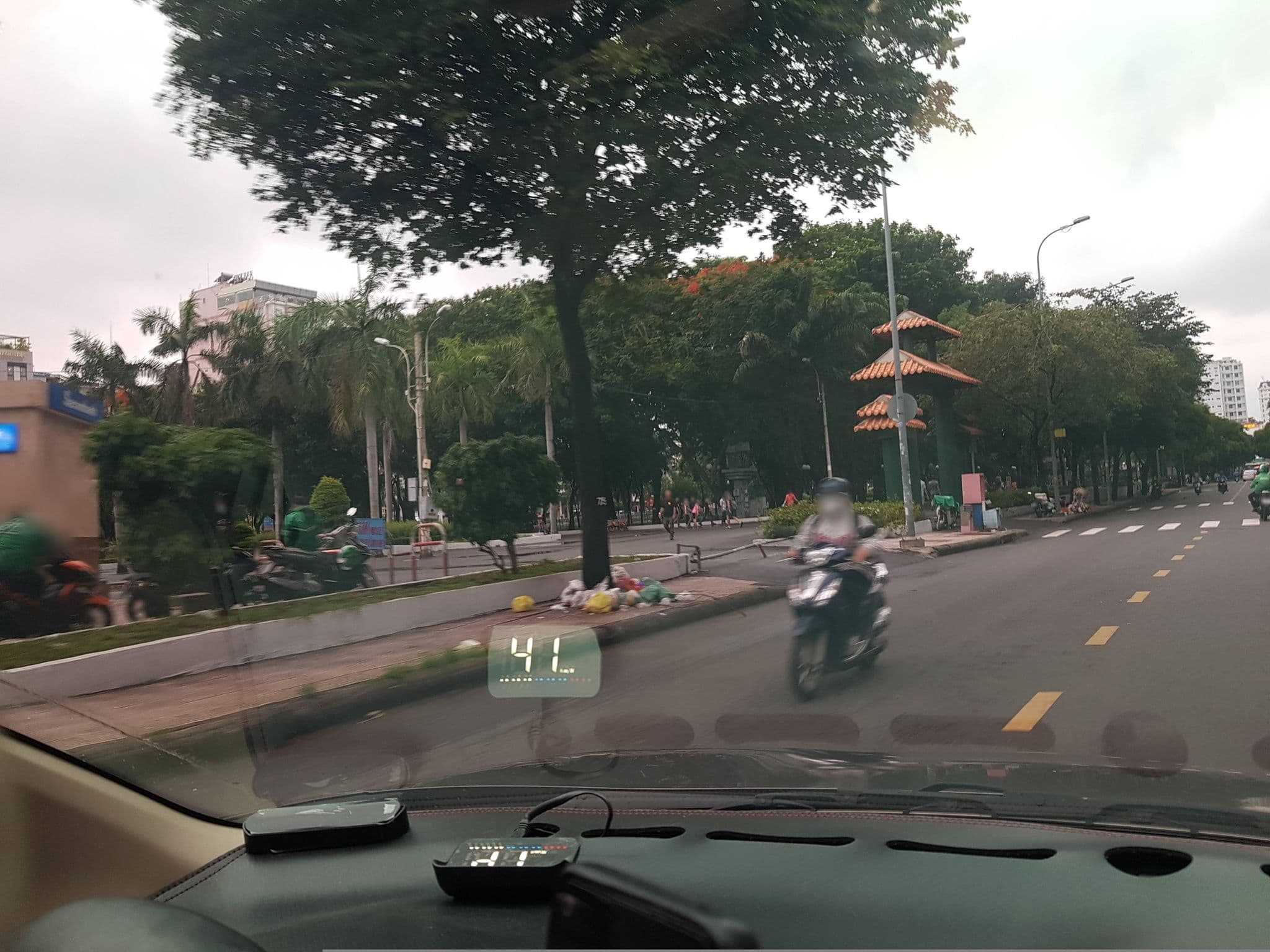 Street view near Cititel Boutique Hotel Saigon, Quận Ba — © bemaps1 (CC BY-SA · Mapillary)