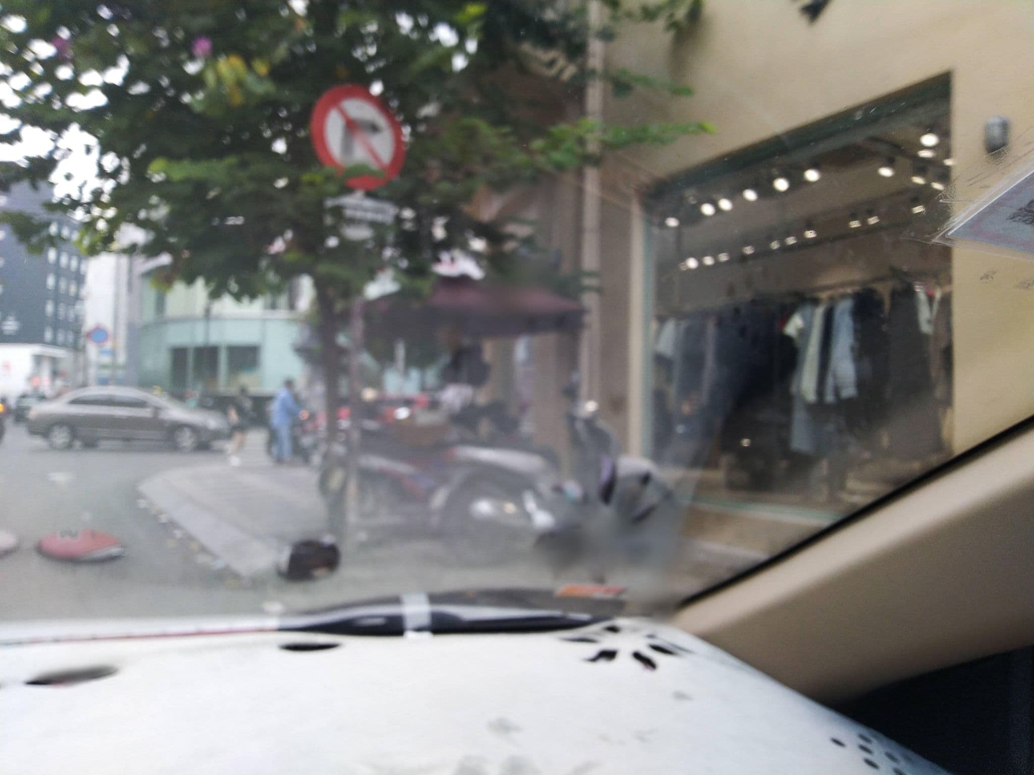 Street view near Bunny Hotel, Quận Ba — © sg_right_2 (CC BY-SA · Mapillary)