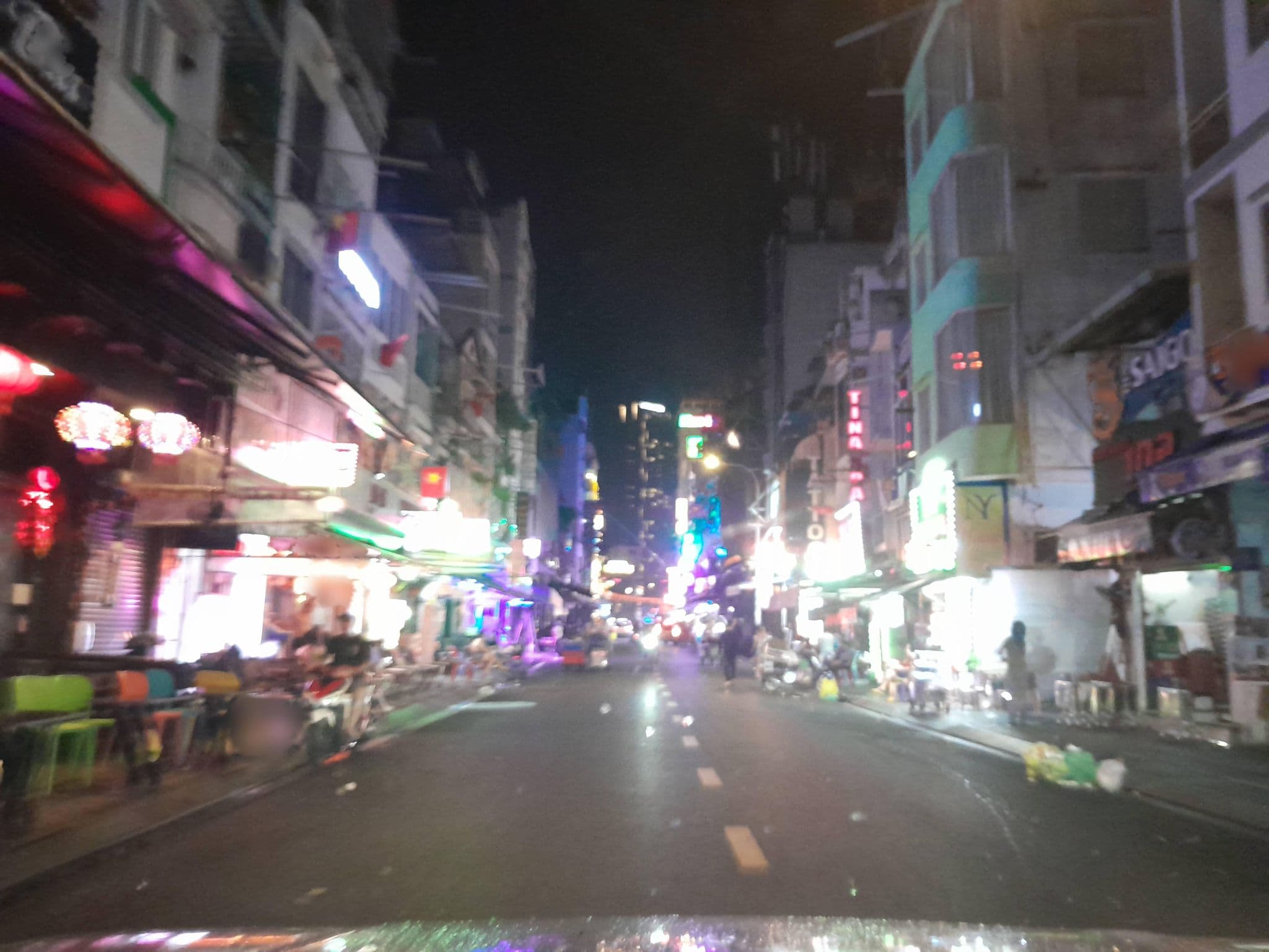Street view near NguyenVo Hostel, Quận Ba — © sg_front_3 (CC BY-SA · Mapillary)