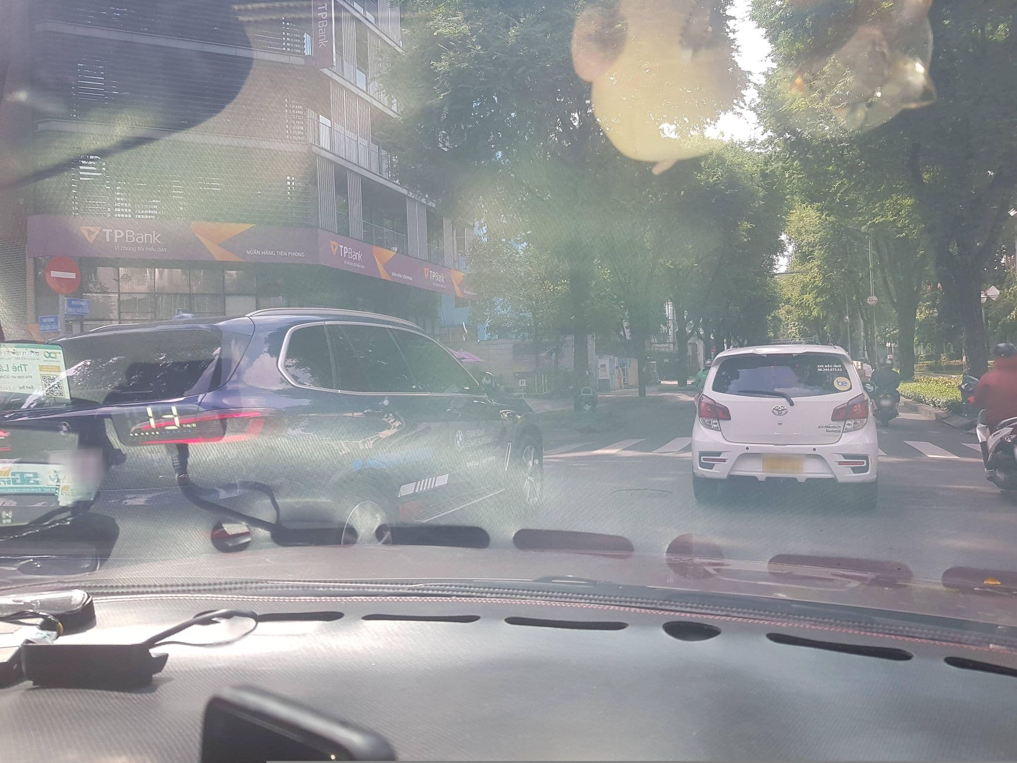 Street view near Victory Hotel Room 429, Quận Ba — © bemaps1 (CC BY-SA · Mapillary)