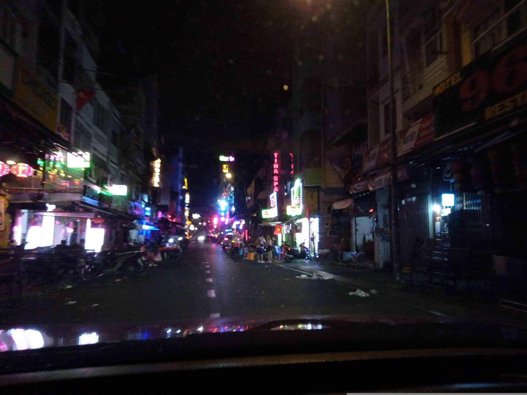 Street view near Vintage Hostel, Quận Ba — © sg_front_1 (CC BY-SA · Mapillary)