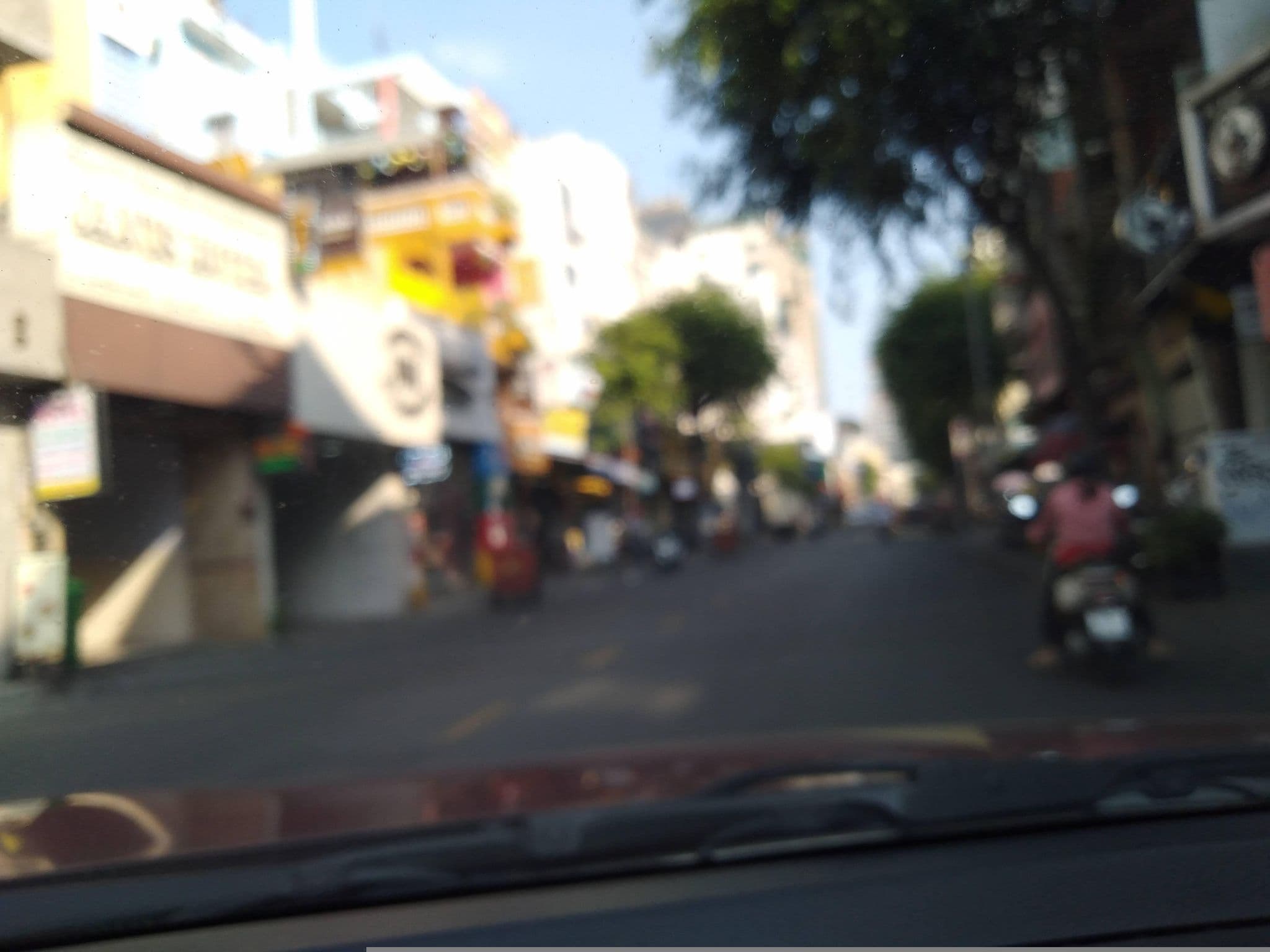 Street view near Tuan Anh 168 Hotel, Quận Ba — © sg_front_1 (CC BY-SA · Mapillary)
