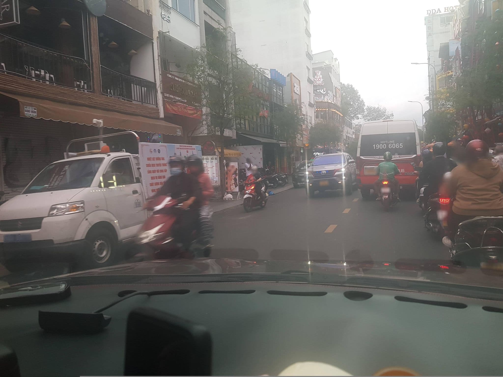 Street view near Me Gustas, Quận Ba — © bemaps1 (CC BY-SA · Mapillary)