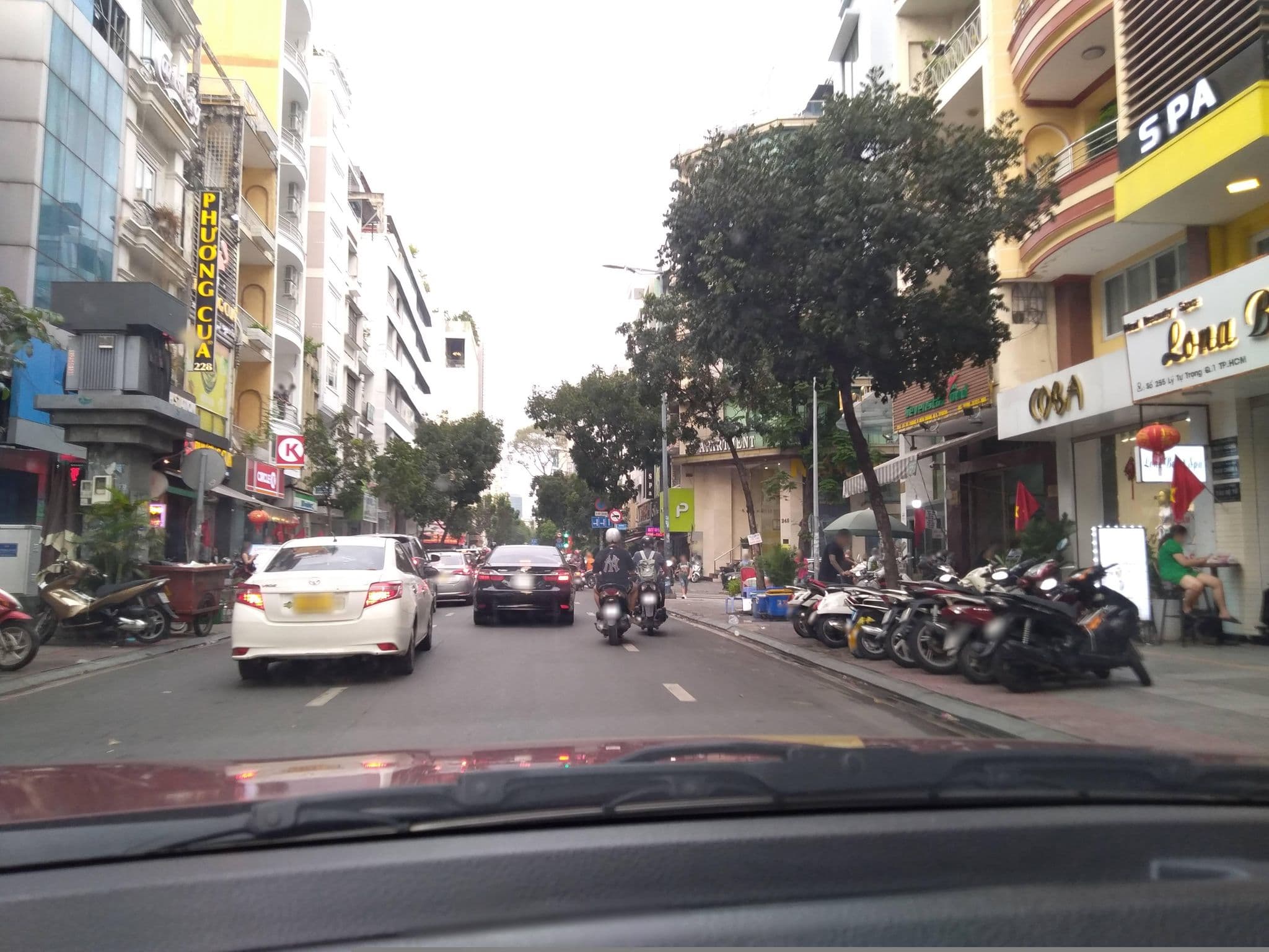 Street view near Xuan Loc Hotel, Quận Ba — © sg_front_1 (CC BY-SA · Mapillary)