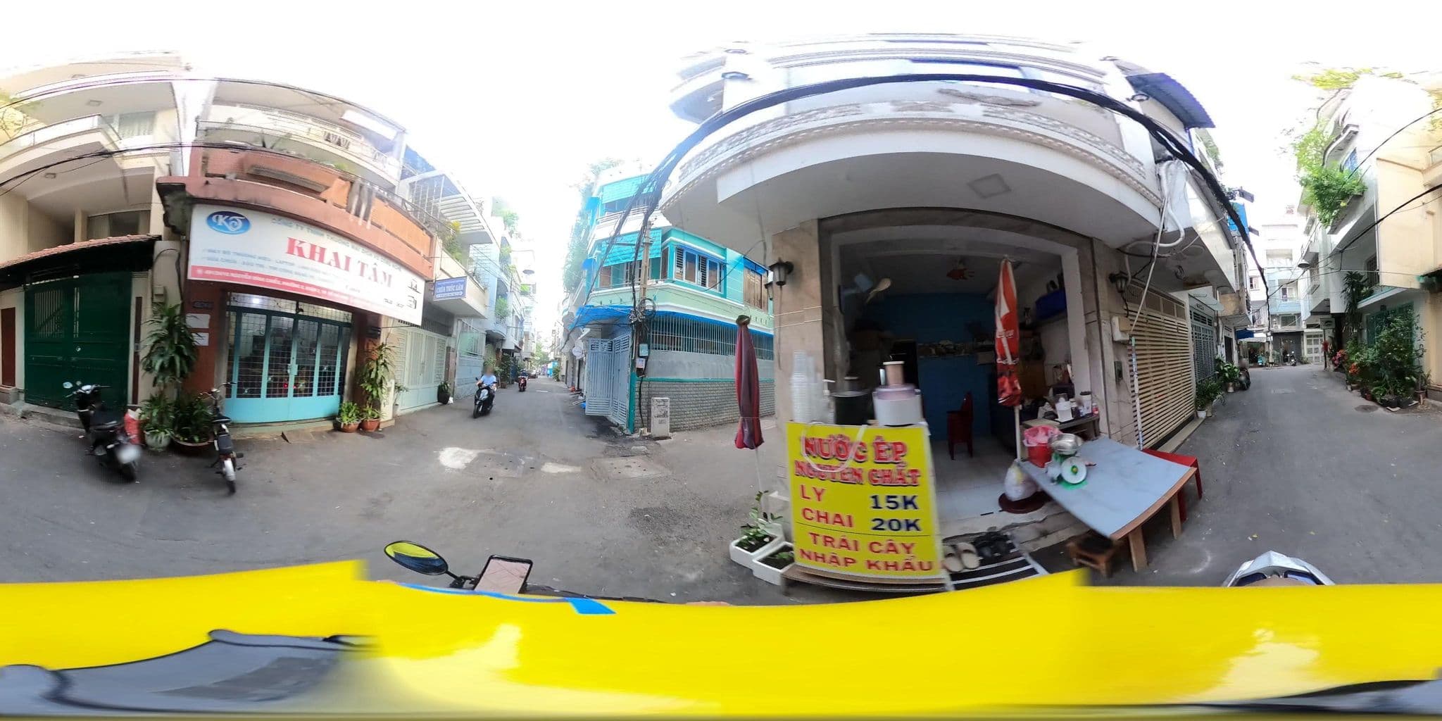 Street view near Khách Sạn Thanh Vân, Quận Ba — © bemaps3_sg (CC BY-SA · Mapillary)