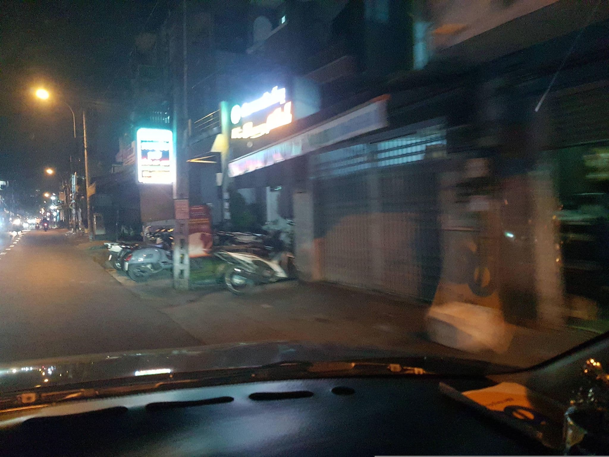 Street view near Xena Hotel, Quận Mười — © bemaps1 (CC BY-SA · Mapillary)