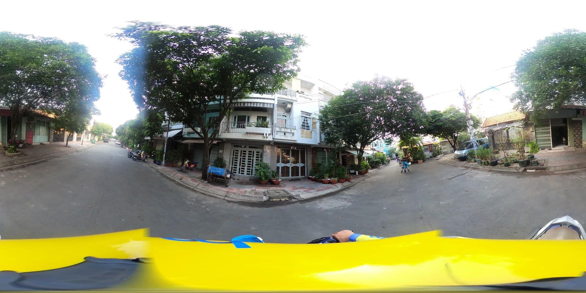 Street view near Hotel Minh Hieu, Quận Sáu — © bemaps3_sg (CC BY-SA · Mapillary)