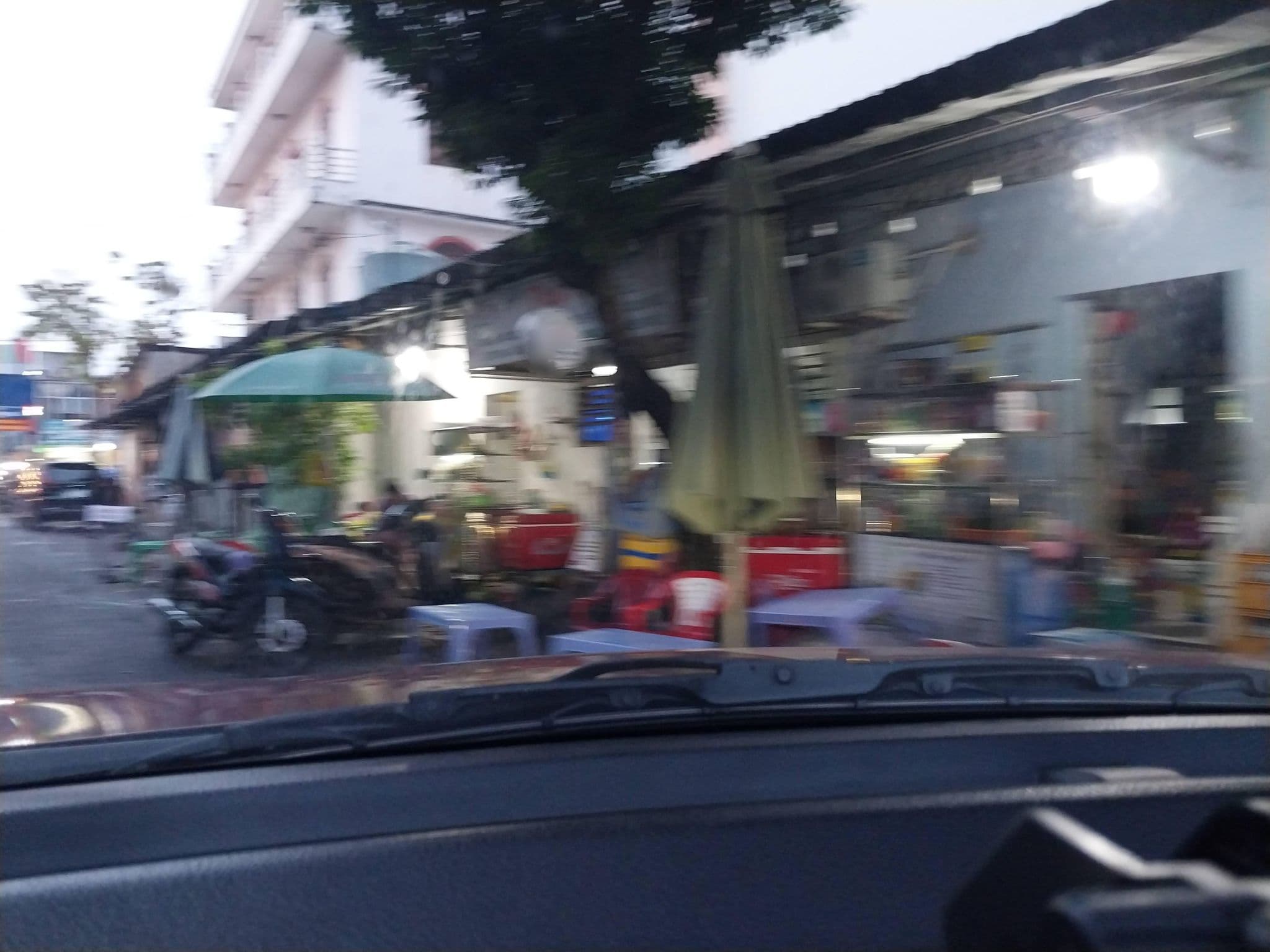 Street view near Hoang Ha Hostel, Gò Vấp — © sg_front_1 (CC BY-SA · Mapillary)