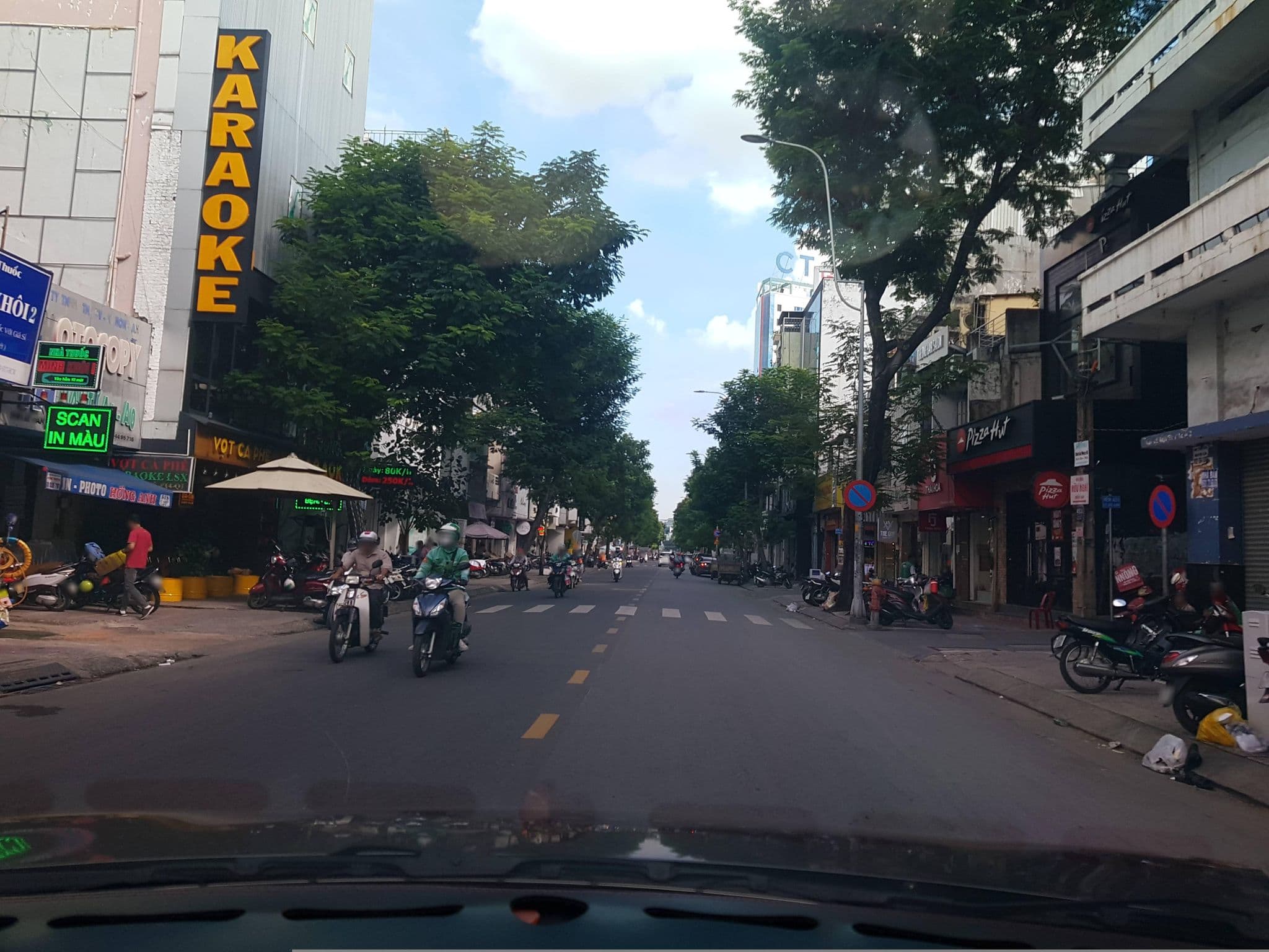 Street view near Lan Huong, Tân Bình — © bemaps1 (CC BY-SA · Mapillary)