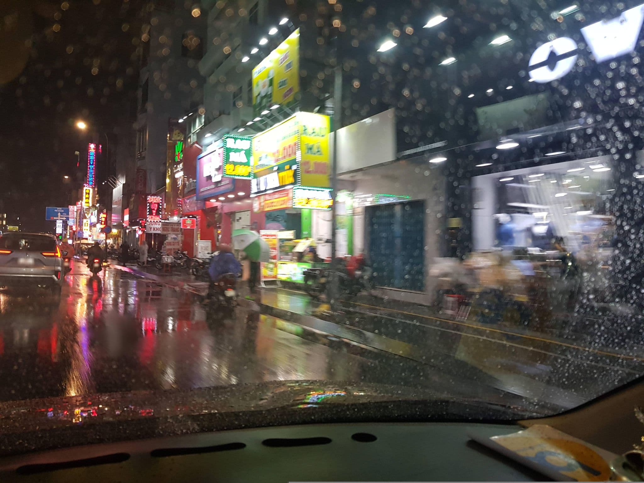 Street view near Huong viet hostel, Quận Ba — © bemaps1 (CC BY-SA · Mapillary)