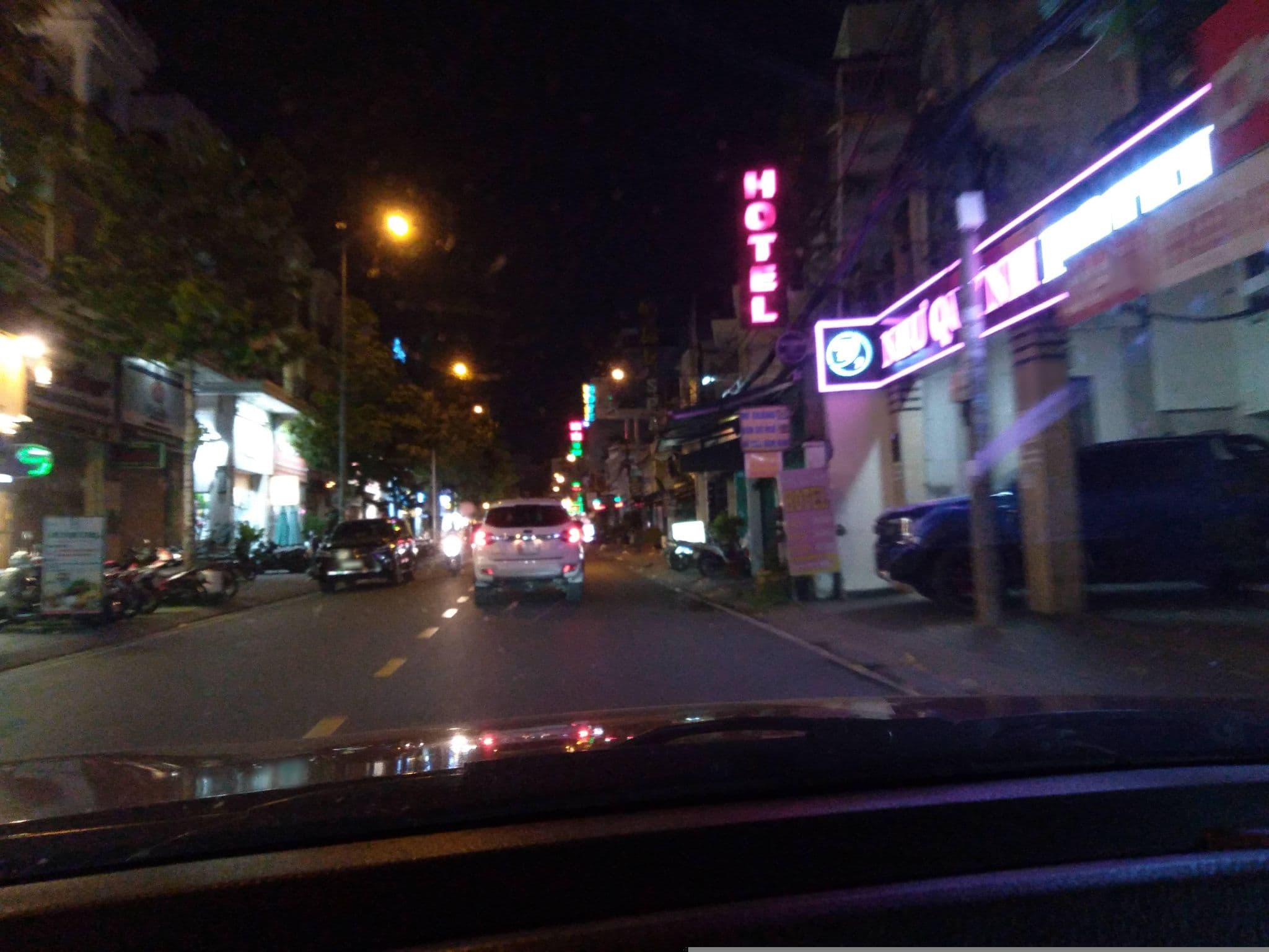 Street view near Khách sạn Như Quỳnh, Gò Vấp — © sg_front_1 (CC BY-SA · Mapillary)