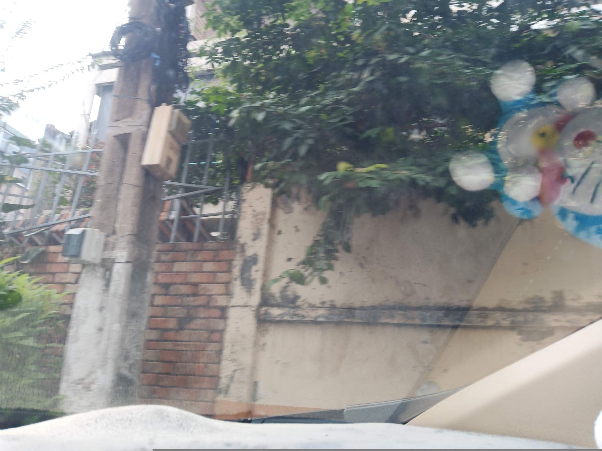 Street view near Eastin Grand Hotel Saigon, Tân Bình — © sg_right_1 (CC BY-SA · Mapillary)