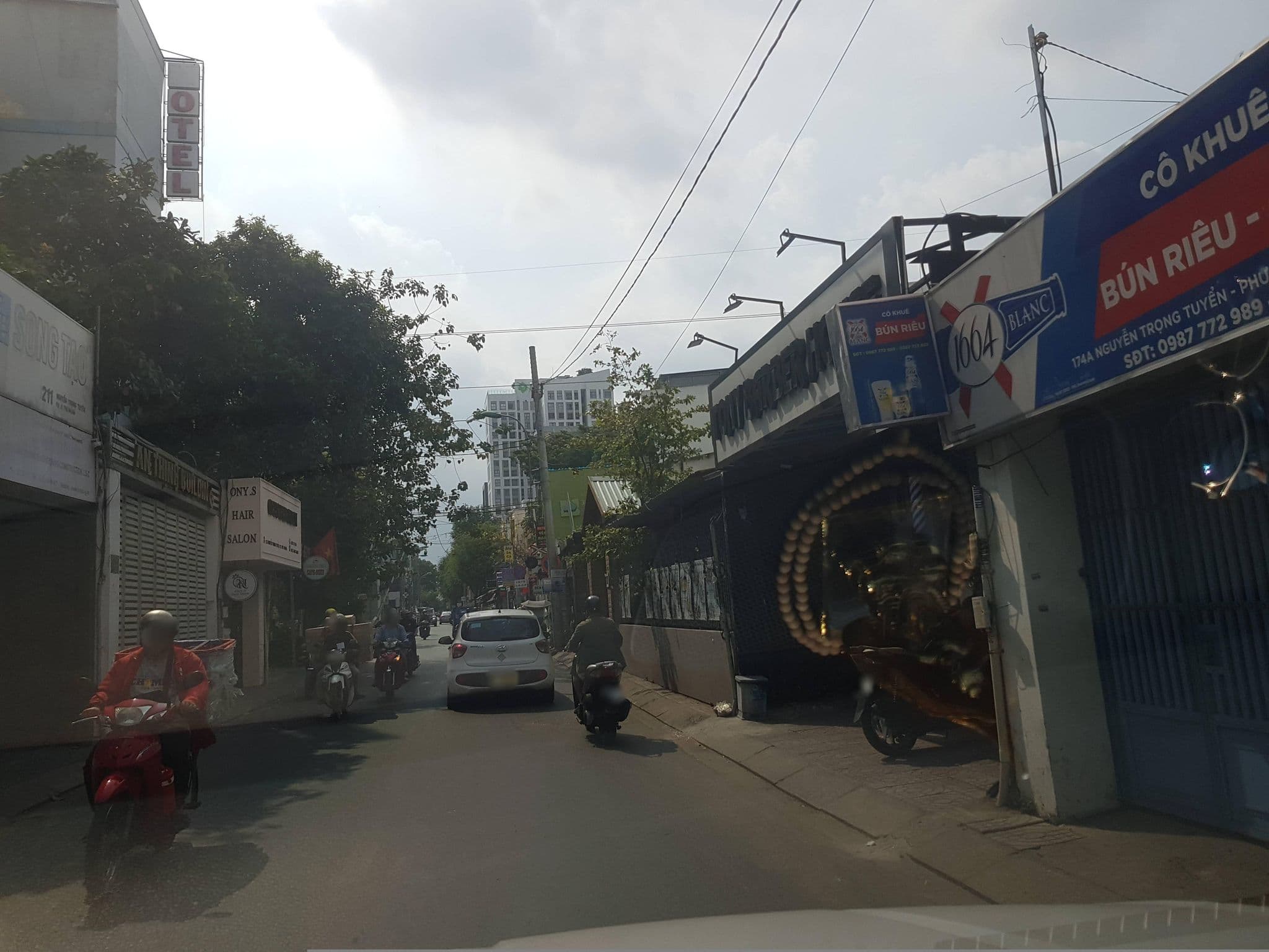 Street view near Yen Nam Hotel, Tân Bình — © VPTD (CC BY-SA · Mapillary)