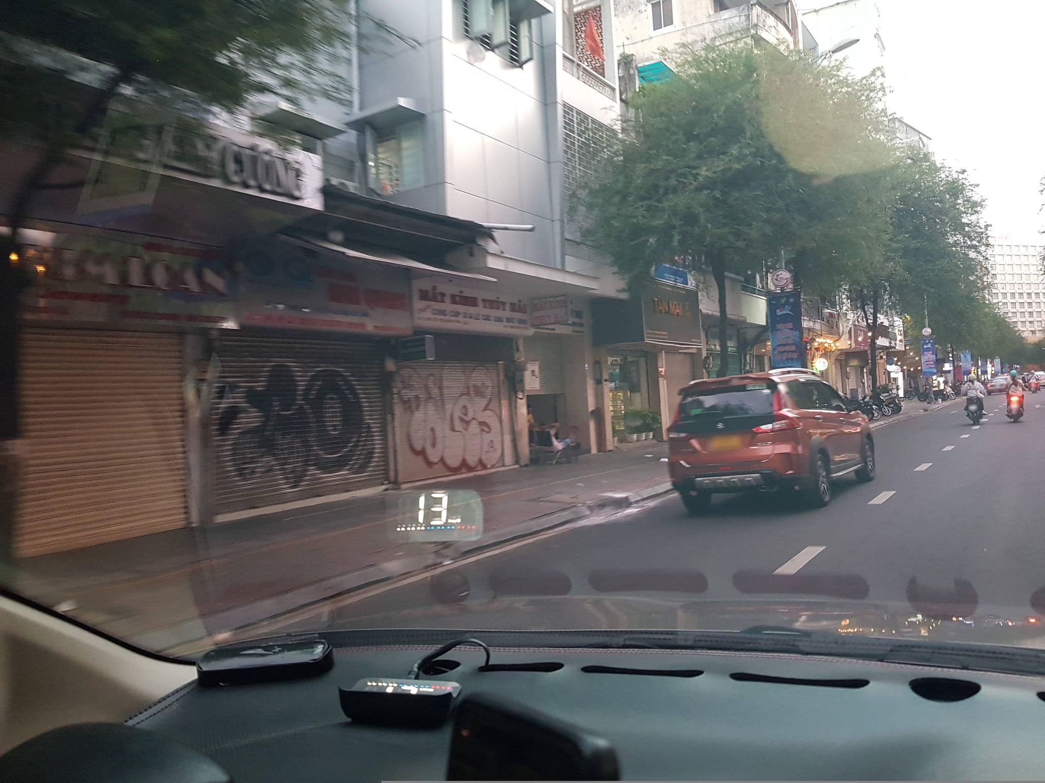 Street view near Lavender Central Hotel Executive Room 601, Quận Bốn — © bemaps1 (CC BY-SA · Mapillary)