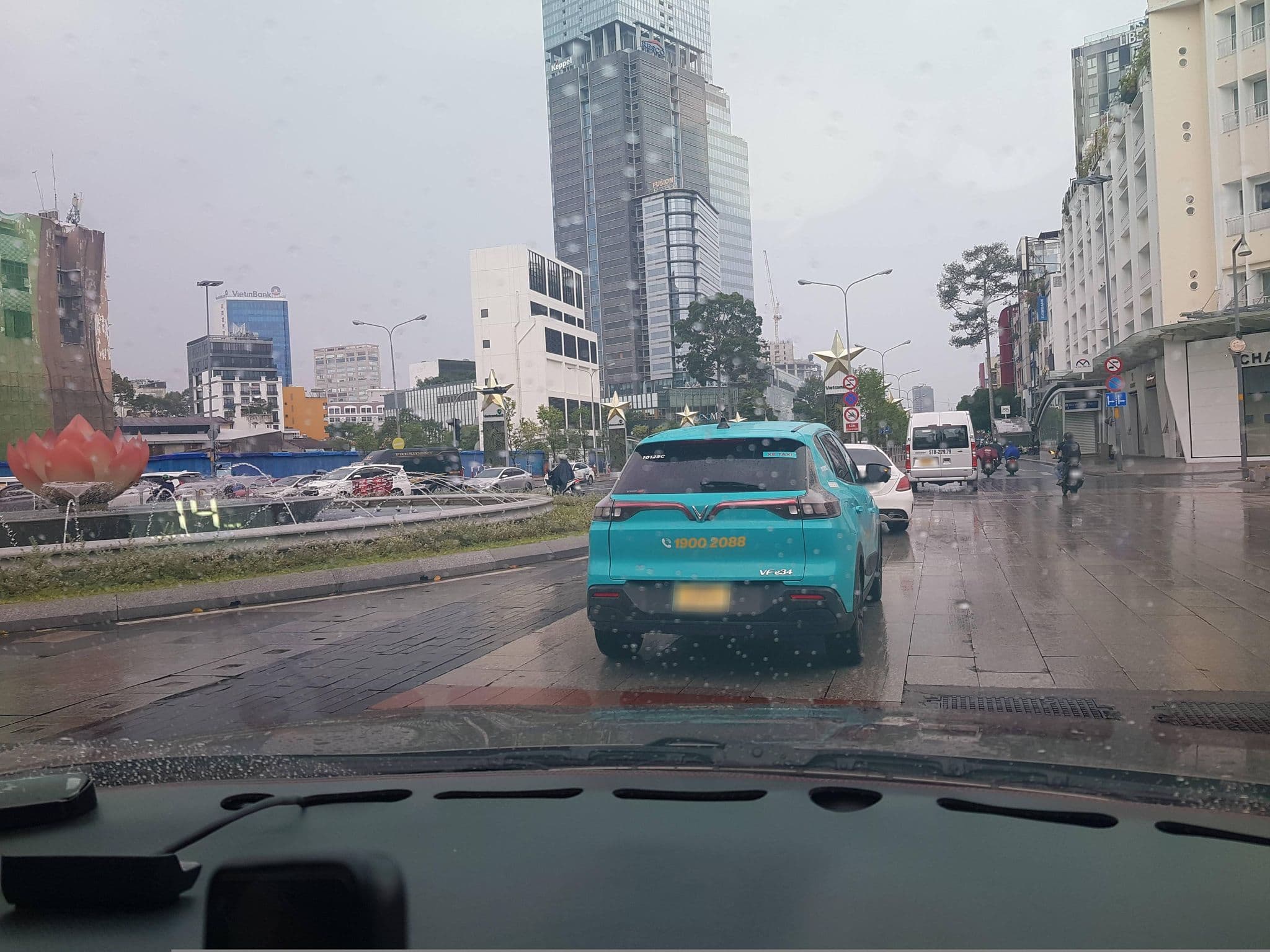 Street view near Tulip Room, Quận Bốn — © bemaps1 (CC BY-SA · Mapillary)