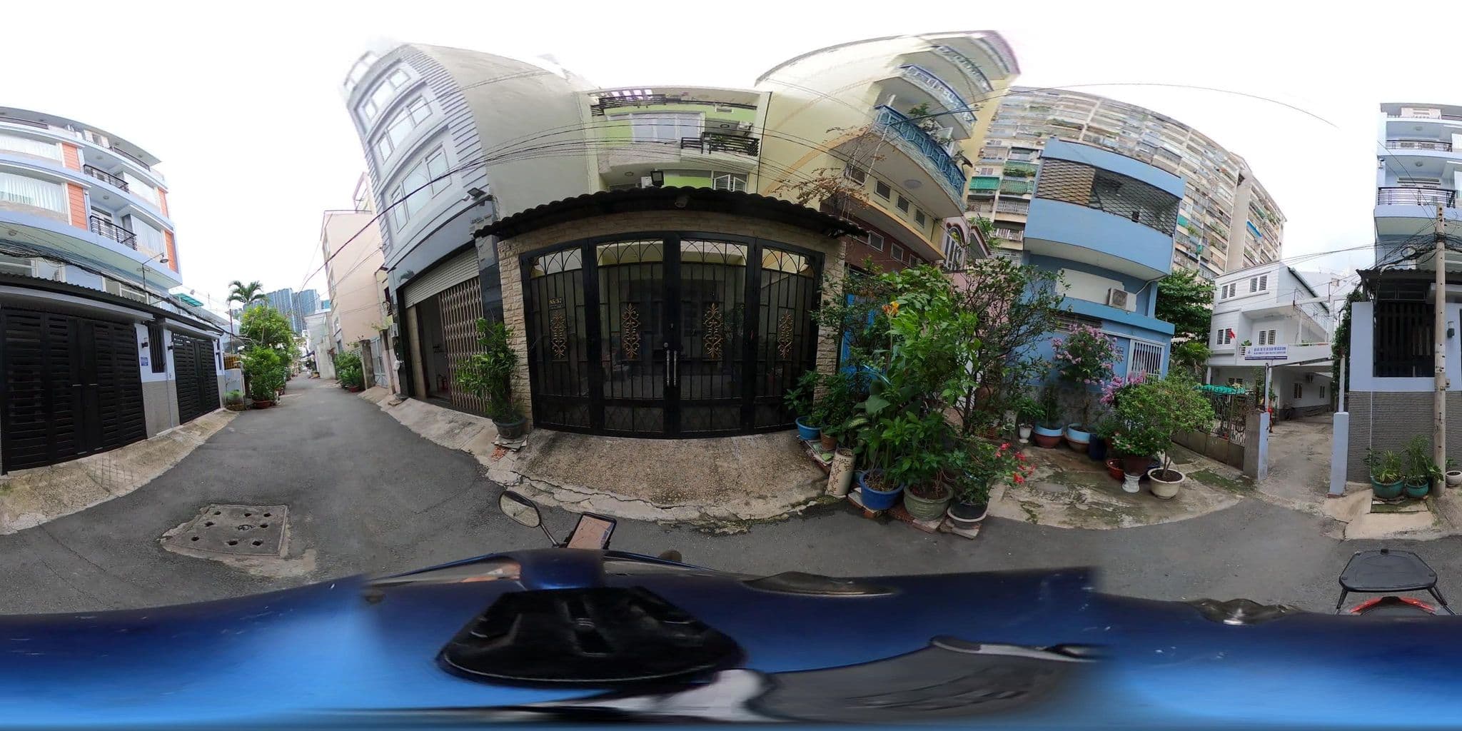 Street view near LOTUS Apartment, Bình Thạnh — © bemaps_1pd (CC BY-SA · Mapillary)