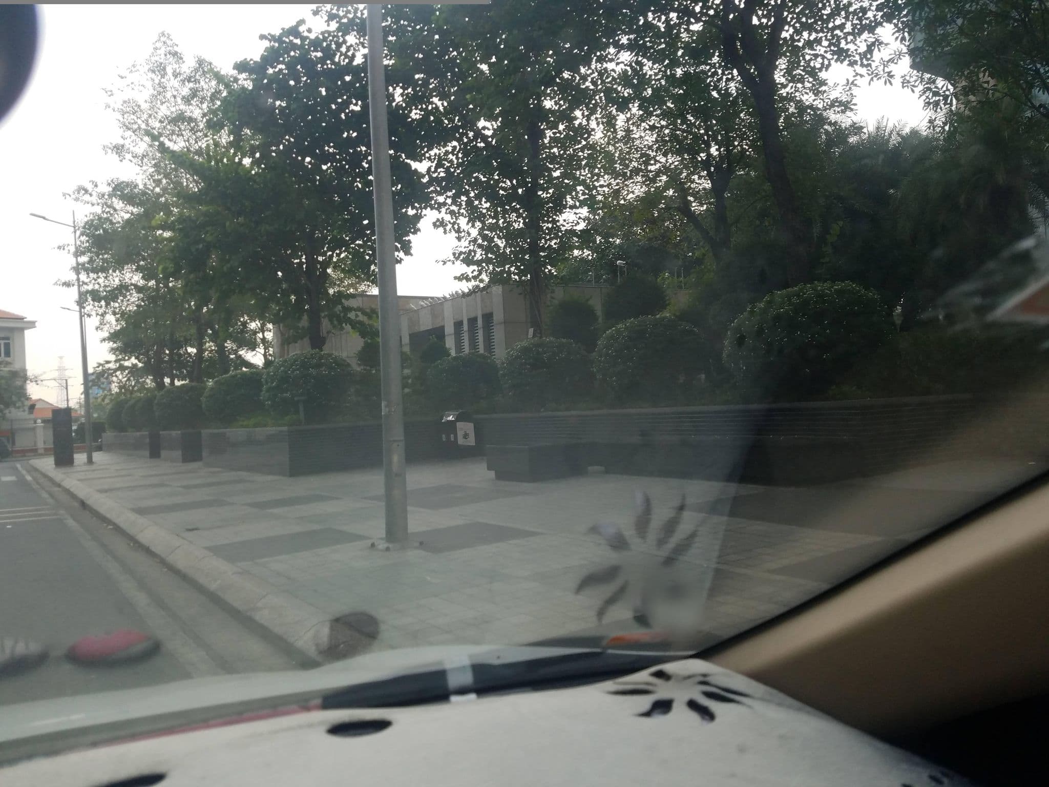 Street view near Swimming Pool, Bình Thạnh — © sg_right_2 (CC BY-SA · Mapillary)
