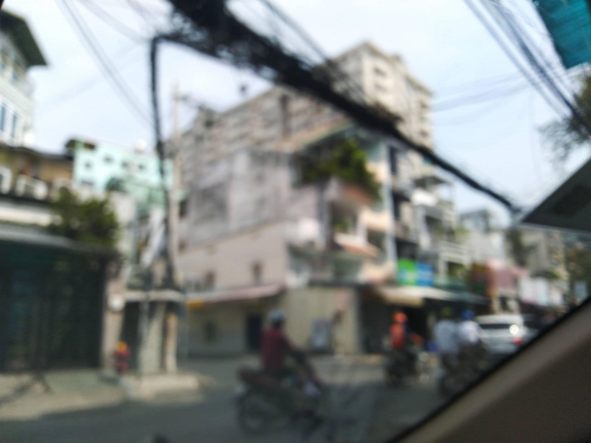 Street view near Classy Indochine - The Riverside, Bình Thạnh — © sg_right_2 (CC BY-SA · Mapillary)