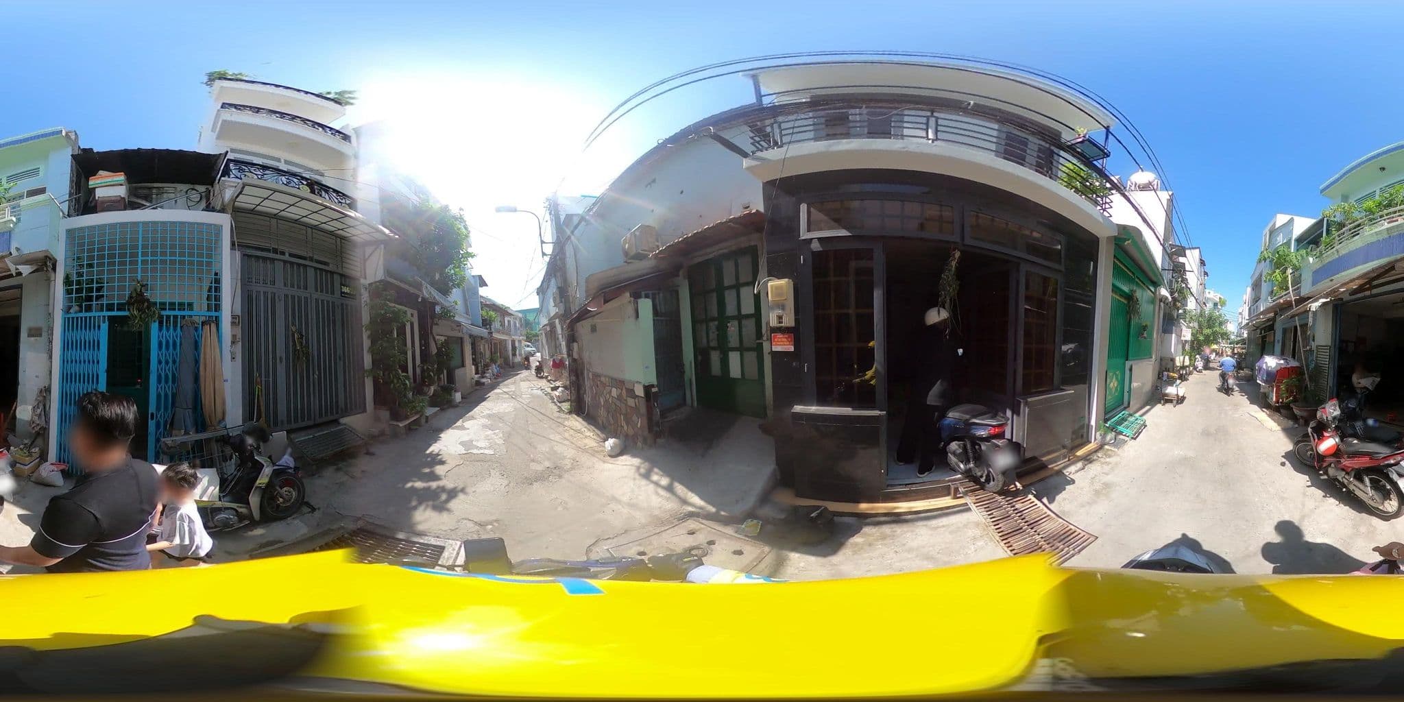 Street view near Da Loc Hotel, Bình Thạnh — © bemaps3_sg (CC BY-SA · Mapillary)