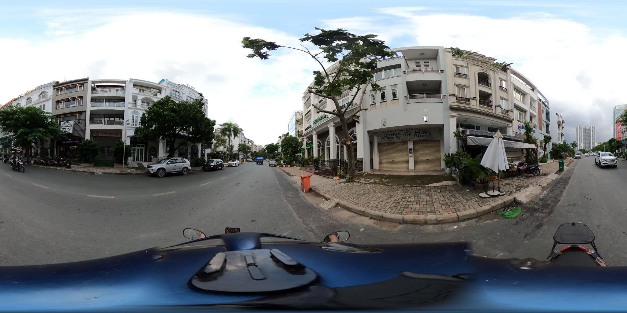 Street view near Emerald Serviced Apartments, Quận Bốn — © bemaps_1pd (CC BY-SA · Mapillary)