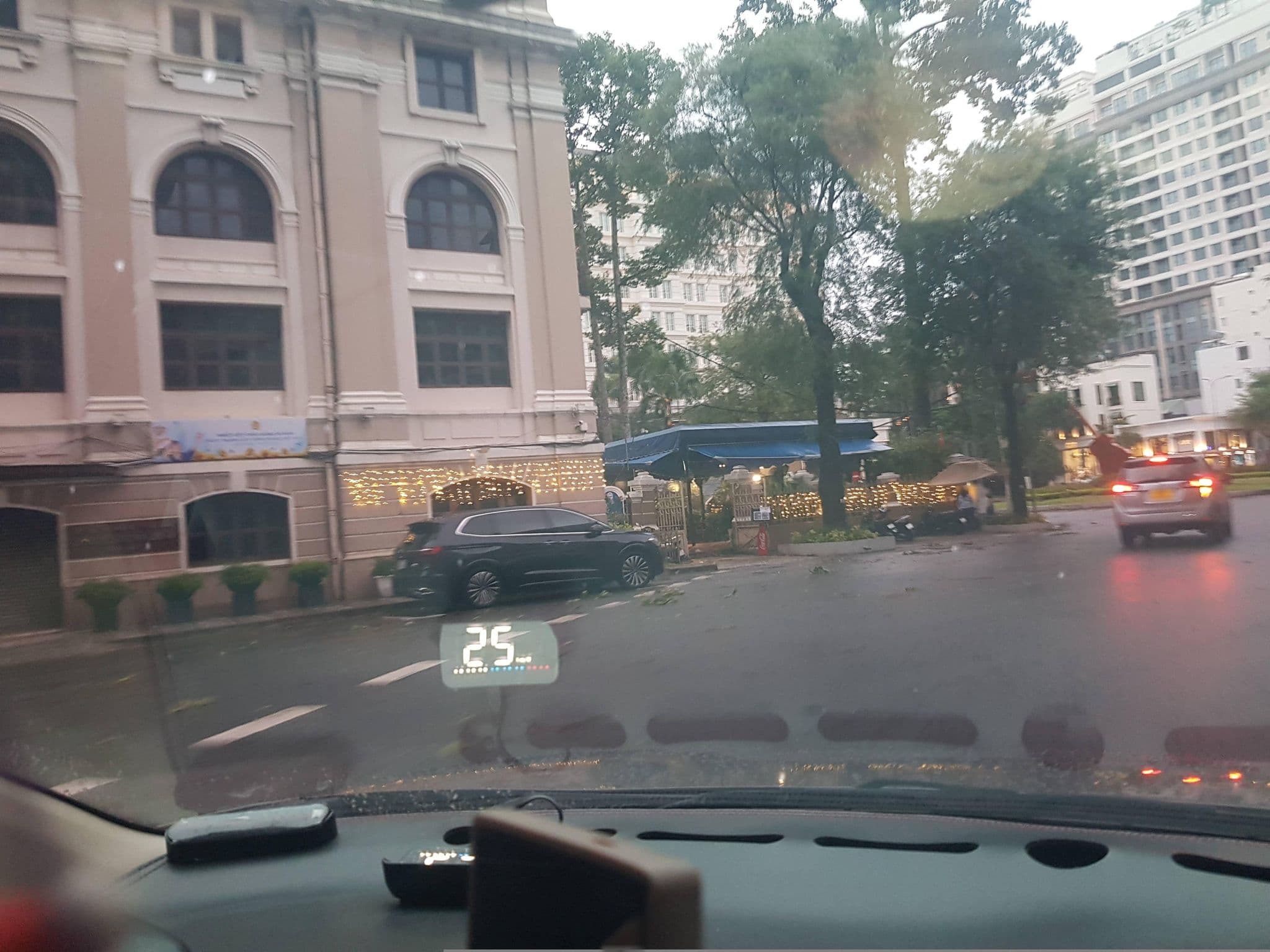Street view near suite room 925, Quận Bốn — © bemaps1 (CC BY-SA · Mapillary)
