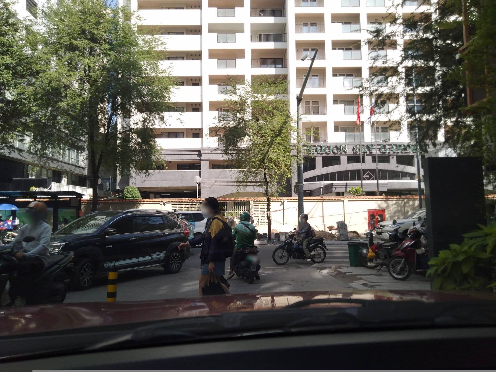 Street view near Cherry Boutique Hotel, Quận Bốn — © sg_front_1 (CC BY-SA · Mapillary)