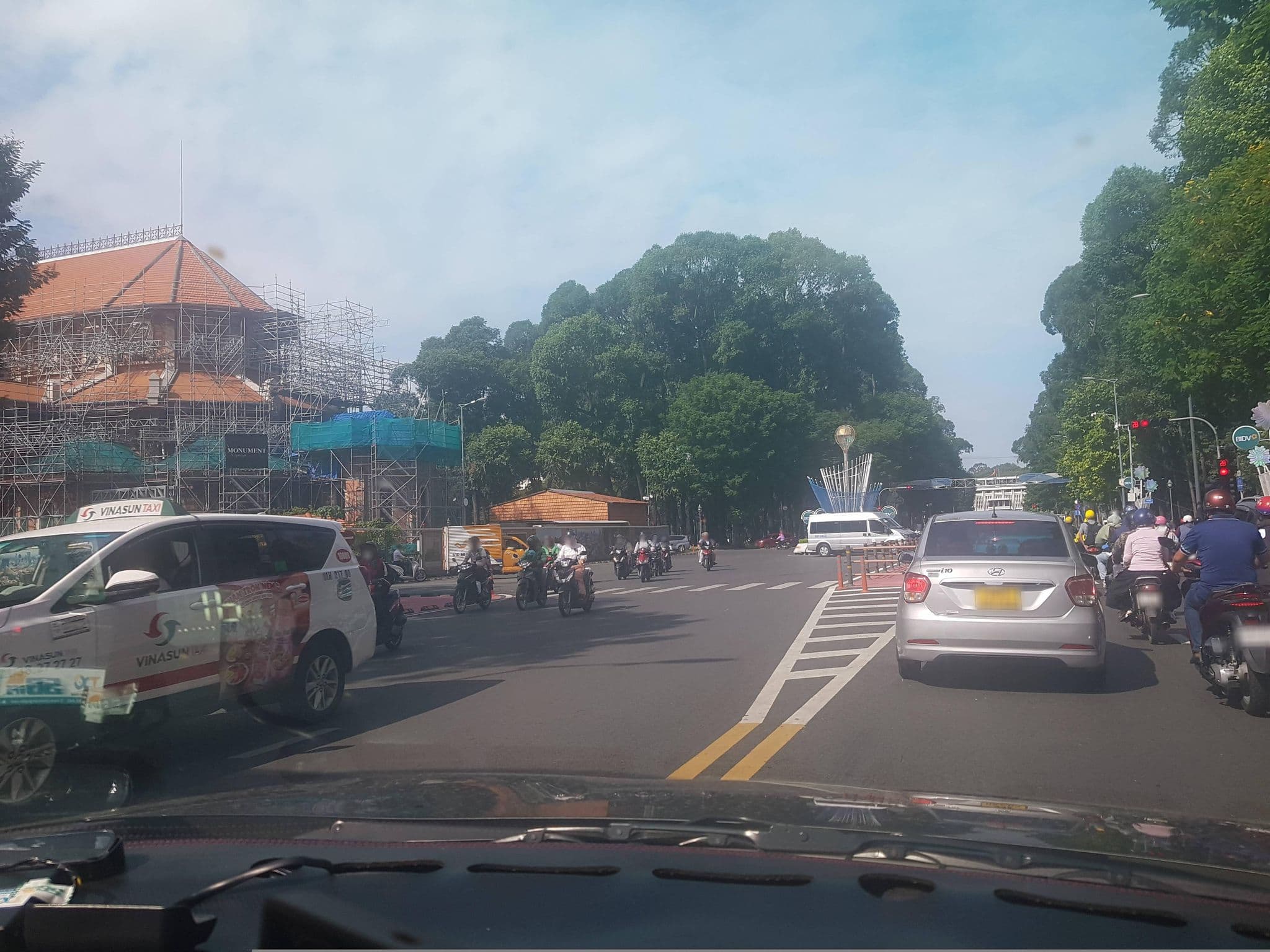 Street view near Diamond Service Apartment, Quận Ba — © bemaps1 (CC BY-SA · Mapillary)
