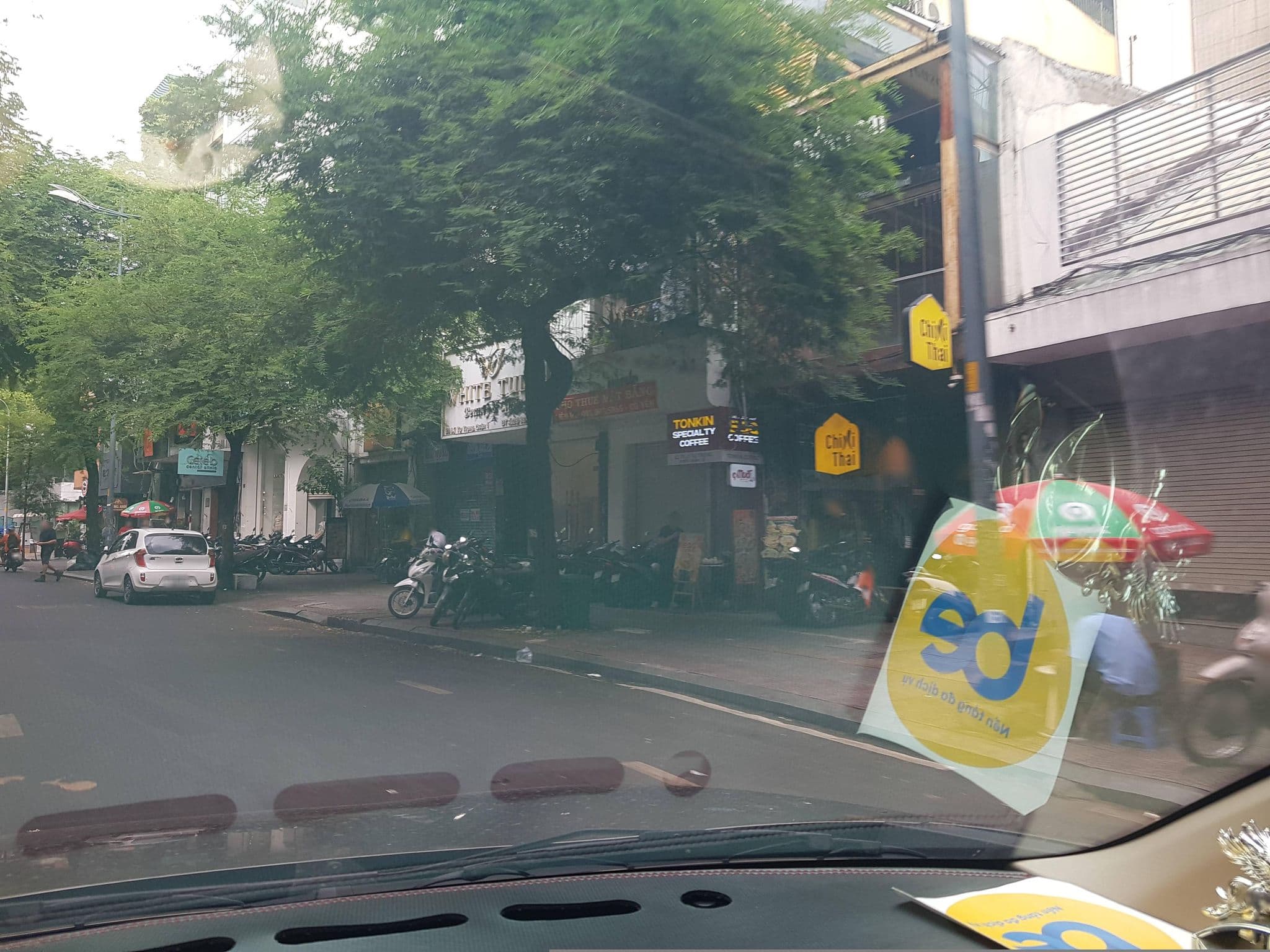 Street view near The Akoya Ben Thanh Hotel, Quận Bốn — © bemaps1 (CC BY-SA · Mapillary)
