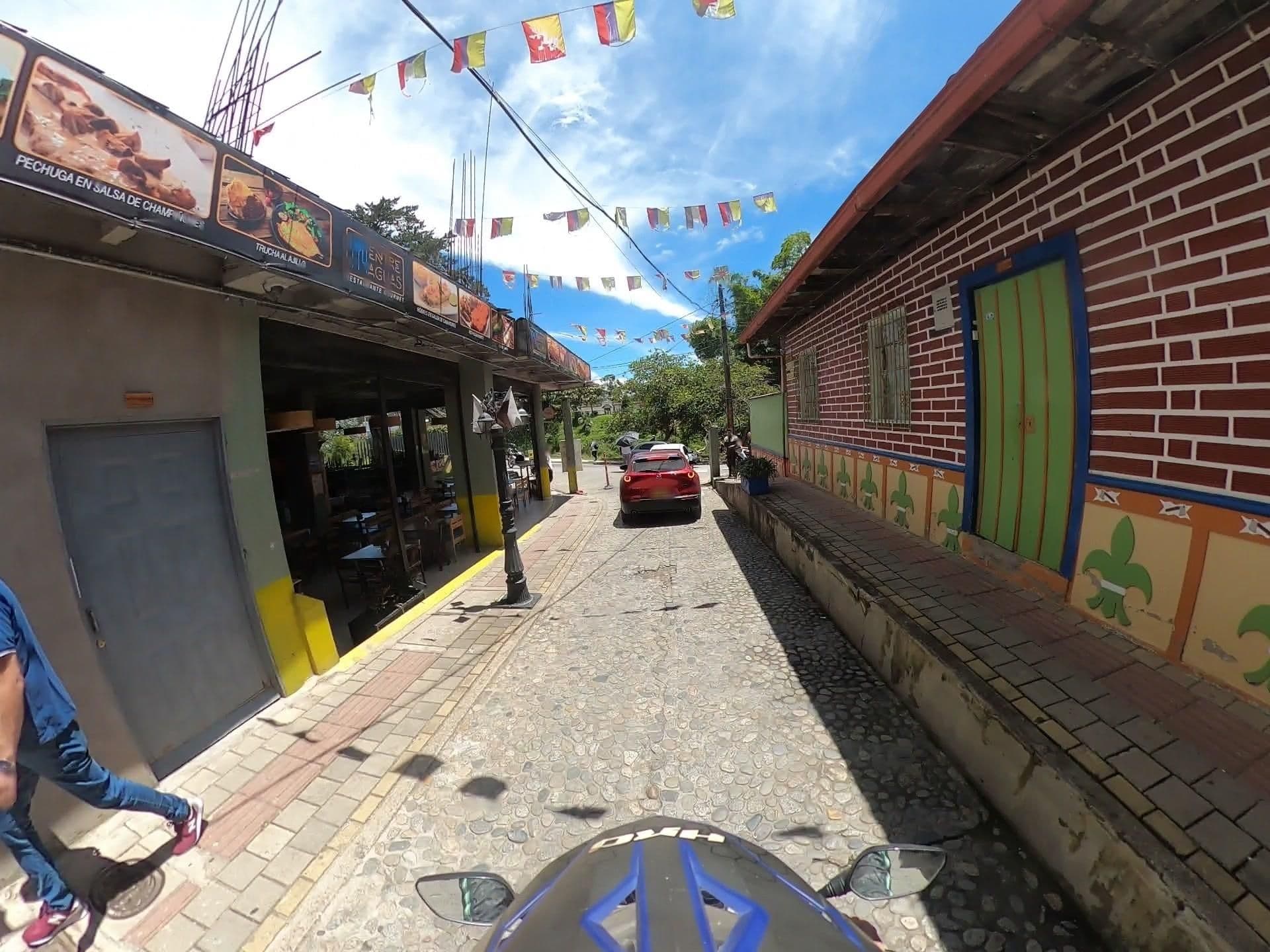 Street view near Casa Dodo Guatapé, Guatapé — © 360recorrido (CC BY-SA · Mapillary)