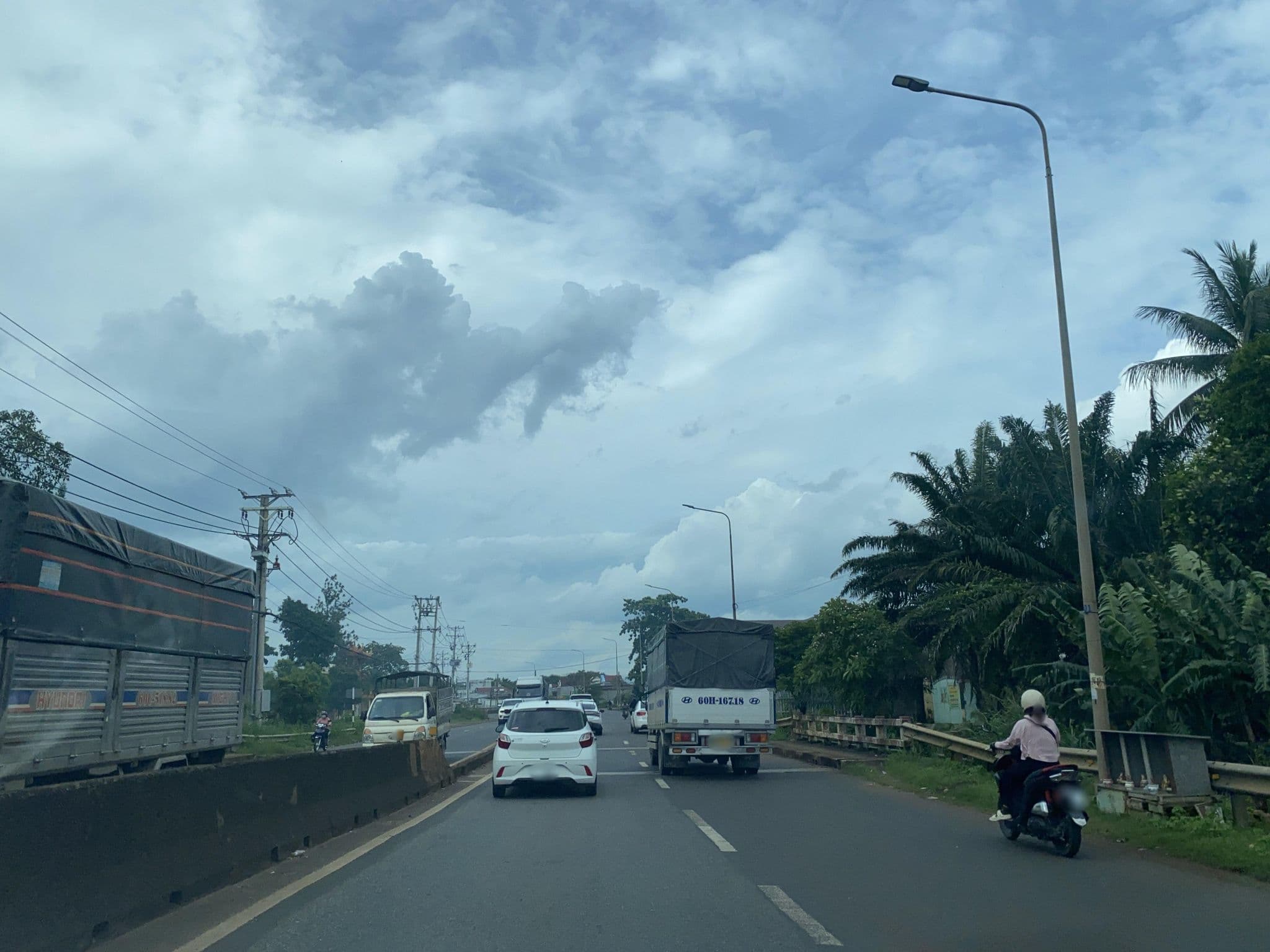 Street view near TAM CHAU Tea&Coffee Restaurant, Long Khánh — © DriveWithHoang (CC BY-SA · Mapillary)