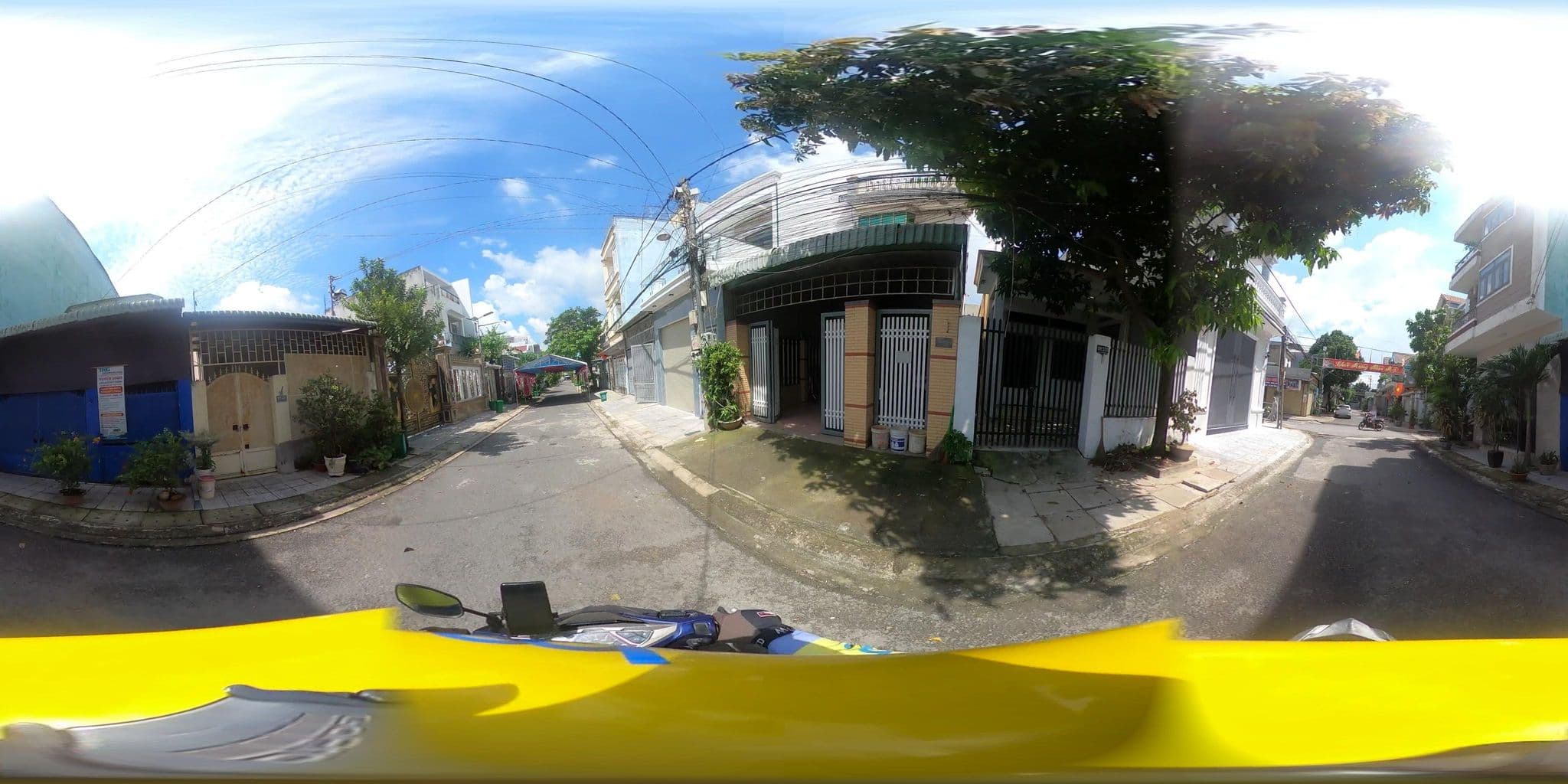 Street view near Cau Lac Bo Xanh, Biên Hòa — © bemaps3_sg (CC BY-SA · Mapillary)