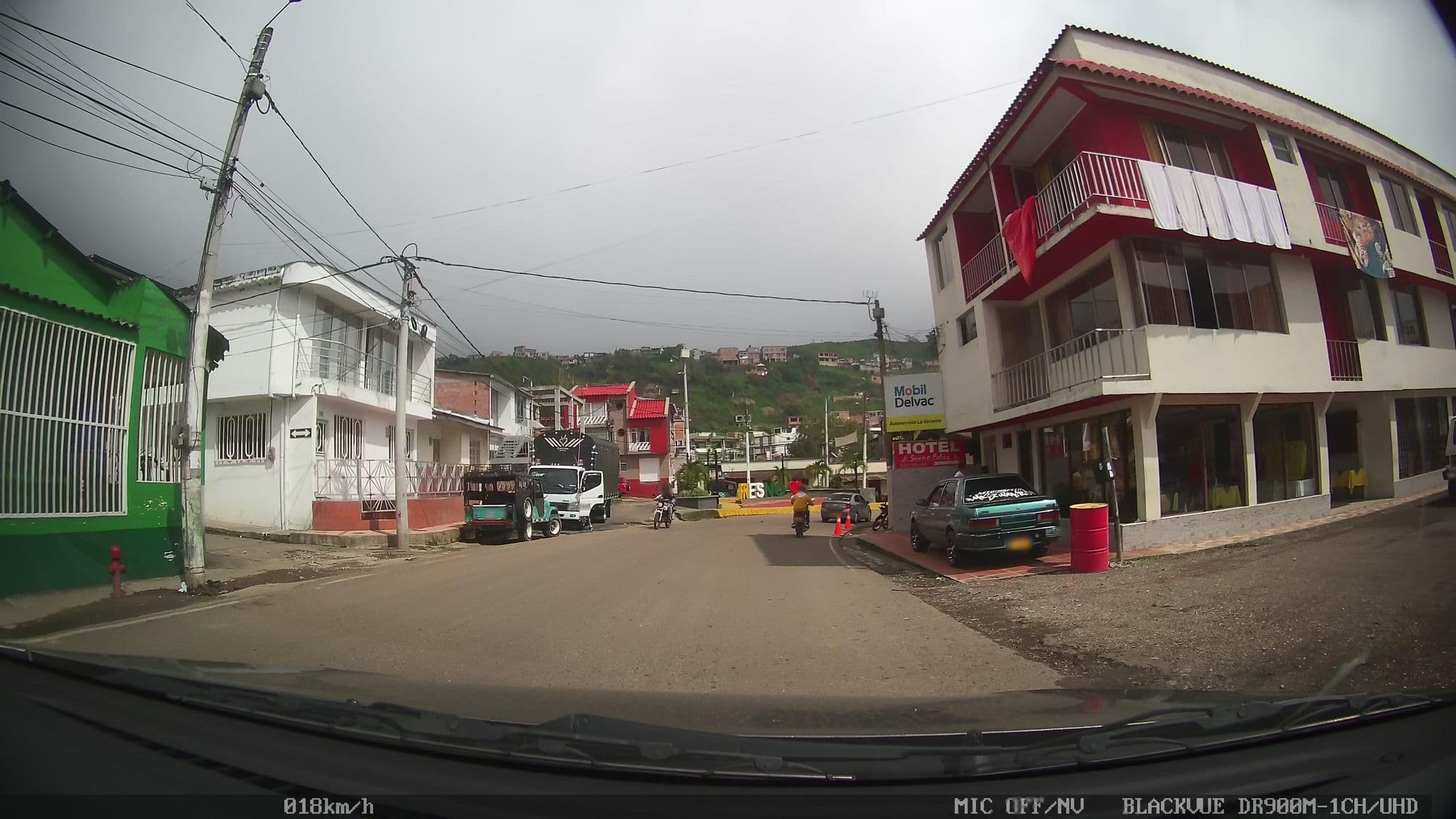 Street view near Hotel Sueño Feliz, Fresno — © kaart_2 (CC BY-SA · Mapillary)