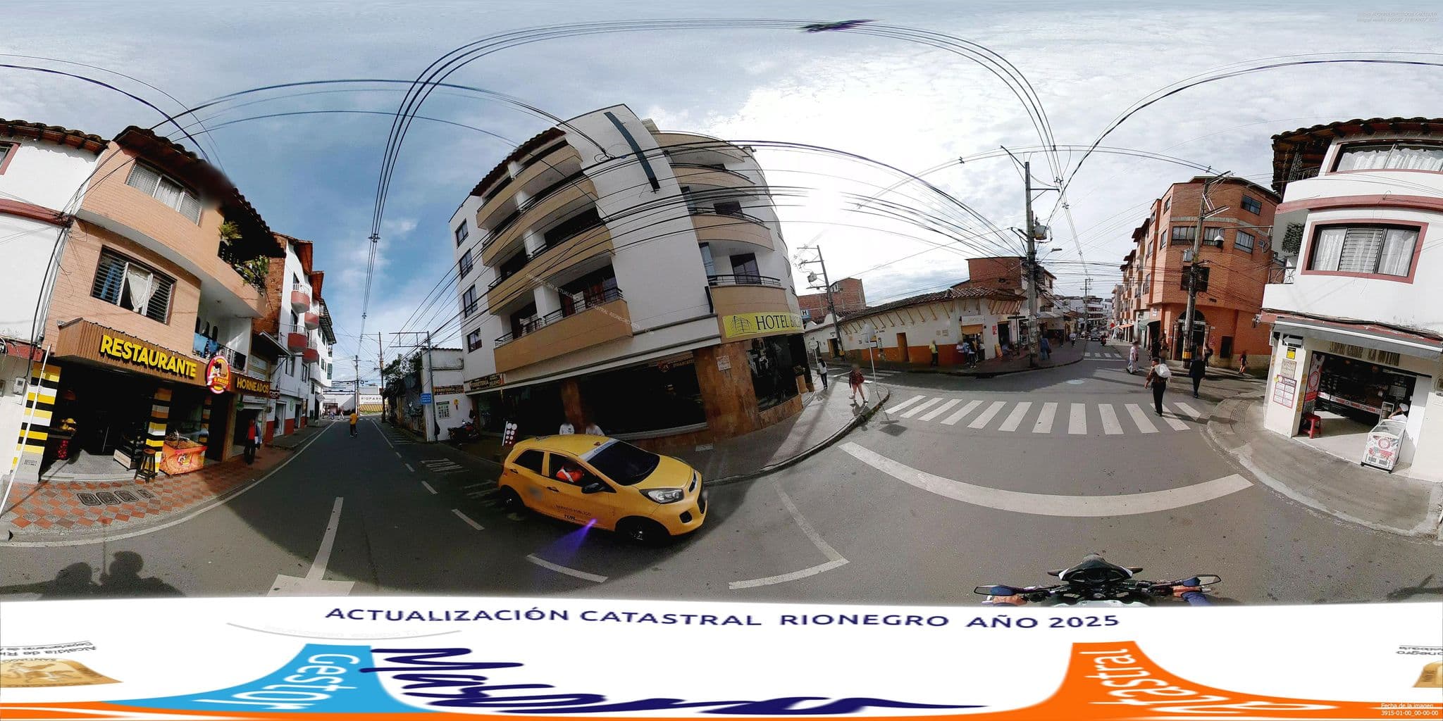 Street view near Hotel Bicentenario, Rionegro — © CMPCONSULTORIA (CC BY-SA · Mapillary)