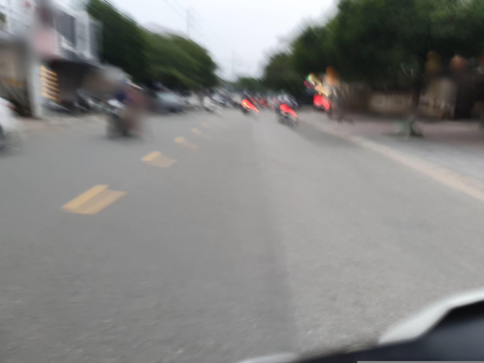 Street view near Avon hotel, Huế — © russmcd (CC BY-SA · Mapillary)