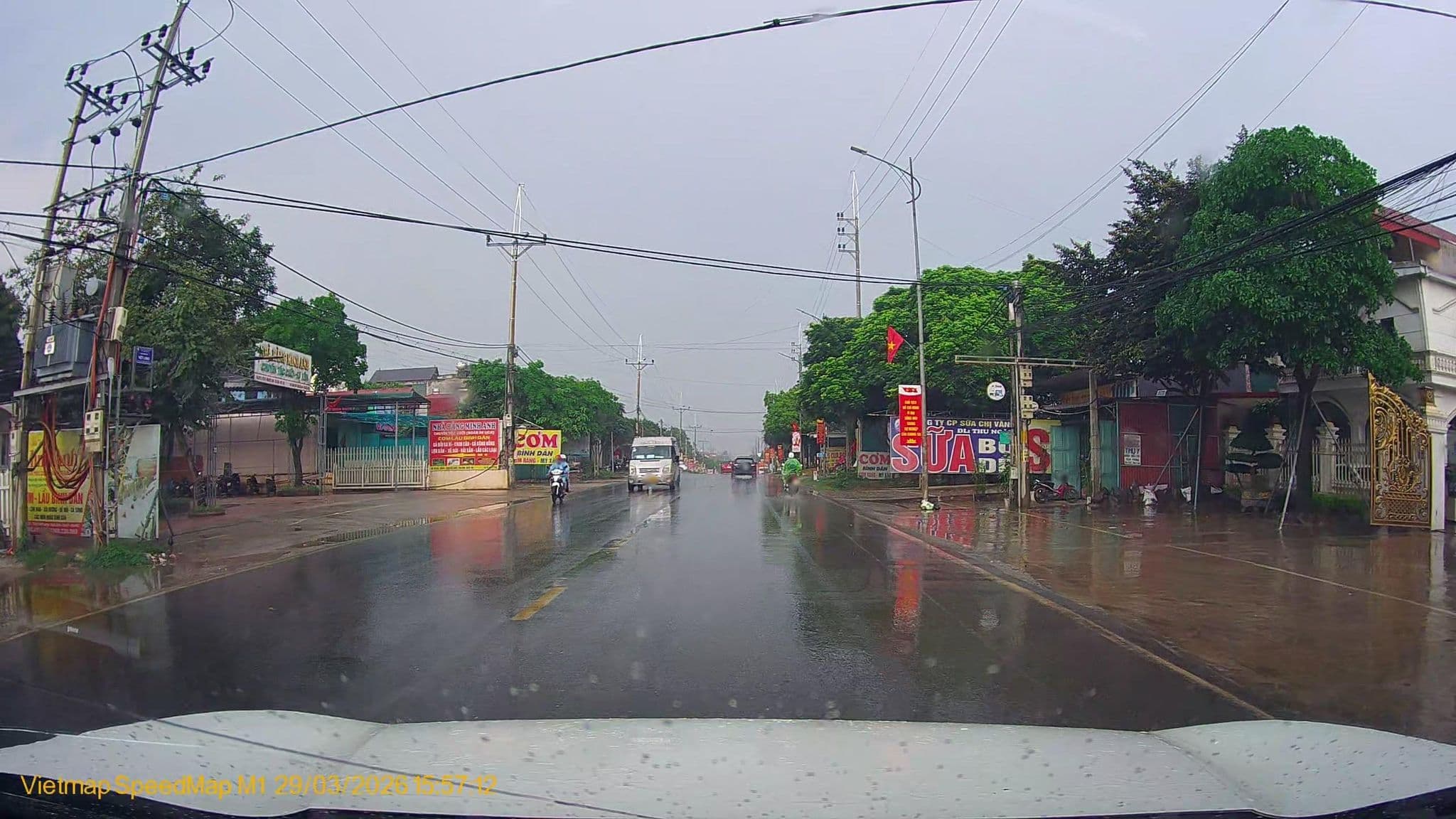 Street view near Minh Long, Ba Vì — © elsol8888 (CC BY-SA · Mapillary)
