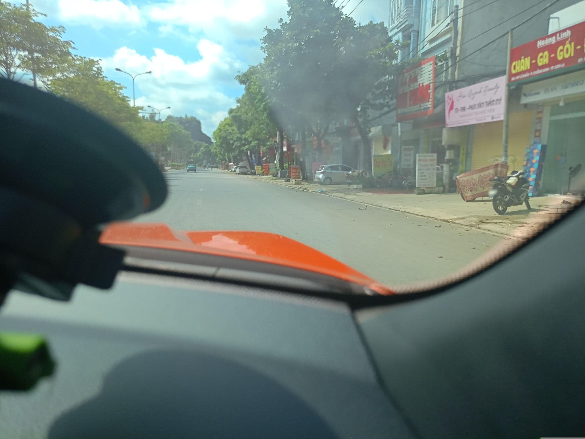 Street view near Nhà nghỉ Tuấn Cường, Sơn La — © XeLangThang (CC BY-SA · Mapillary)