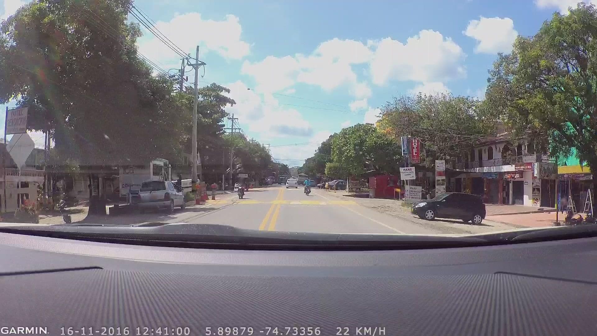 Street view near Hotel Aldea Plaza, Puerto Triunfo — © santi1708 (CC BY-SA · Mapillary)