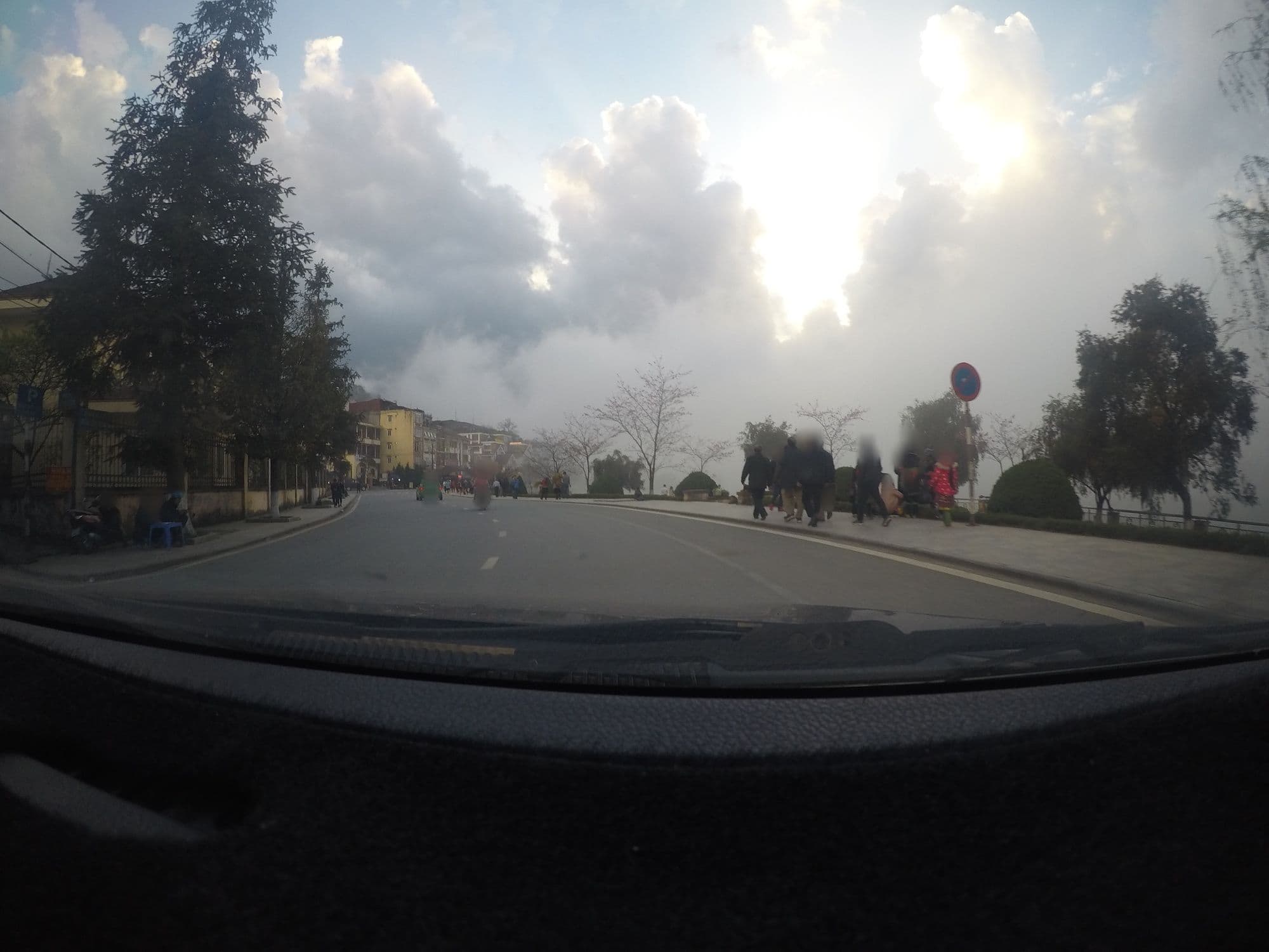 Street view near Lito Hotel, Sa Pa — © 24dakenlo (CC BY-SA · Mapillary)